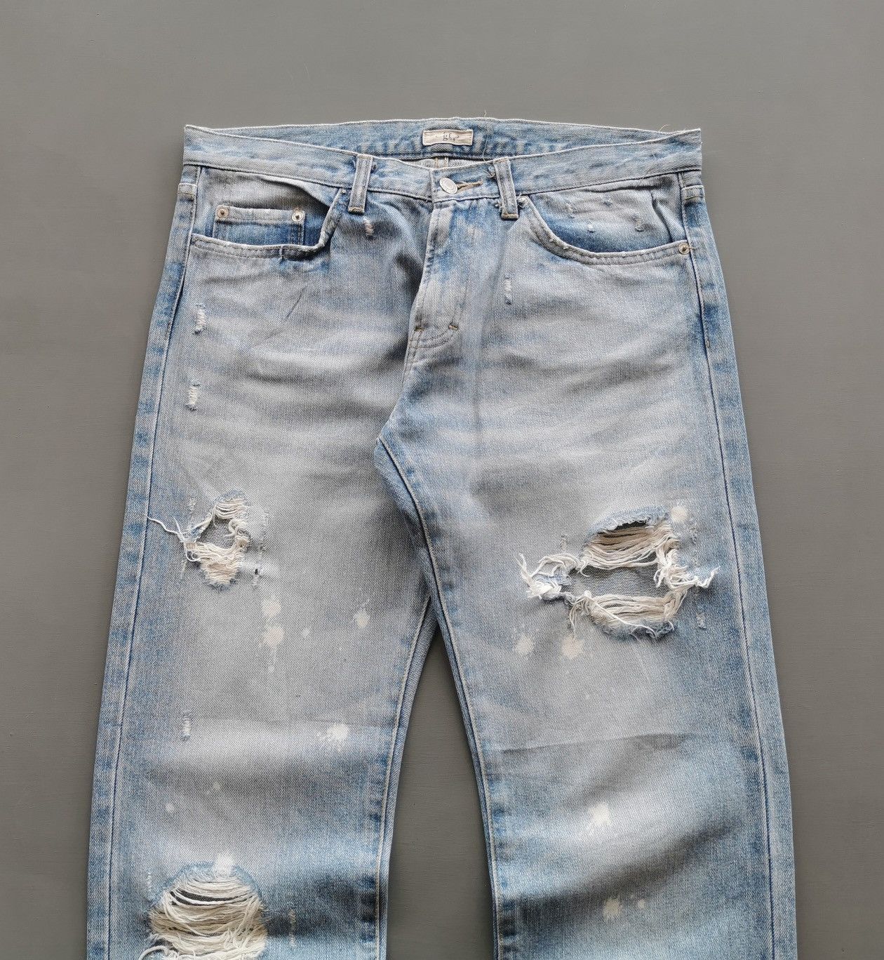 Japanese Brand GF Moment Back Hit Distressed Denim Jean Size US 33 - 4 Thumbnail