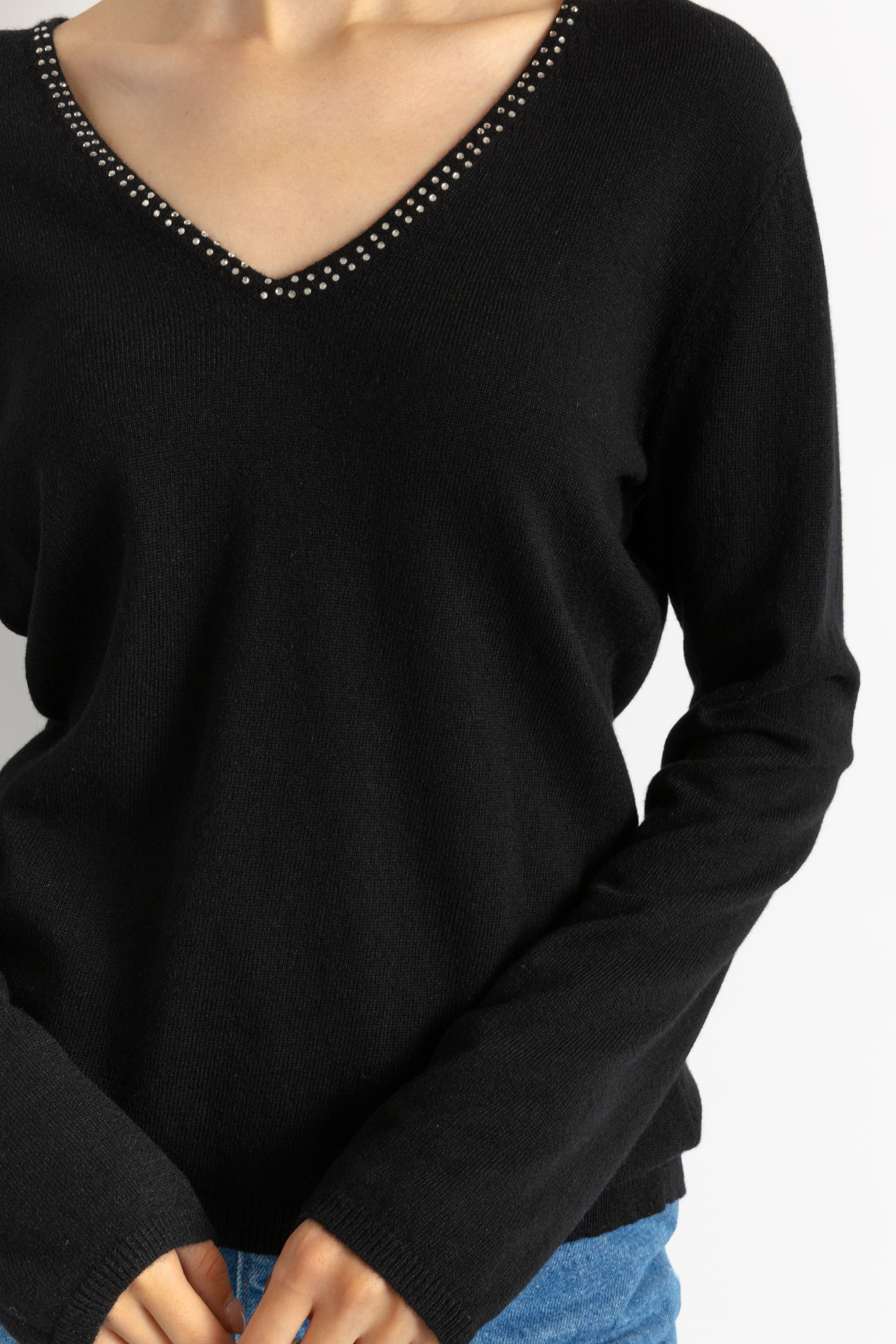 Vintage Black Casual Cashmere V neck Sweater Jumper size Medium 5599 Size M / US 6-8 / IT 42-44 - 9 Thumbnail