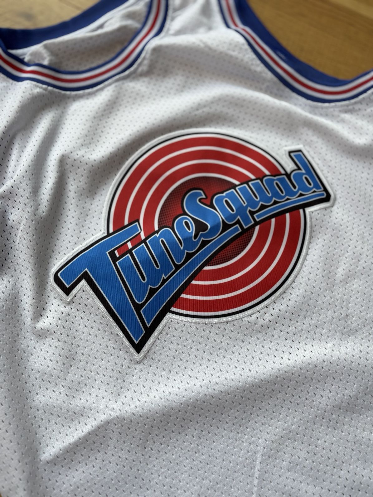 NBA Bugs Bunny Space Jam Jersey Size US M / EU 48-50 / 2 - 2 Thumbnail