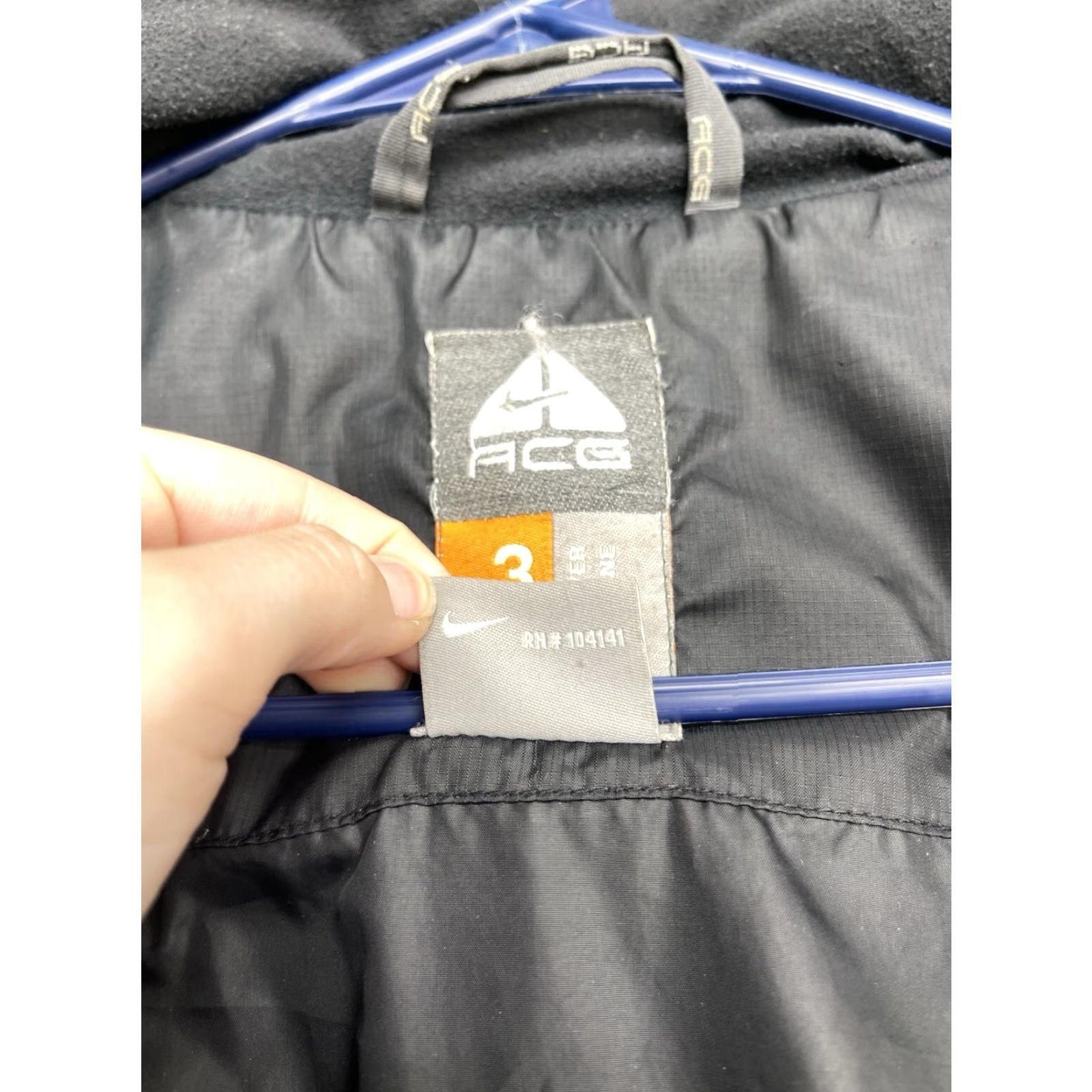 Nike ACG Nike ACG Goose Down Puffer Jacket Womens XL Black 3 Outer Layer Outdoor Hiking Size XL / US 12-14 / IT 48-50 - 4 Thumbnail