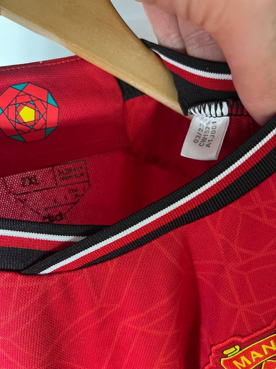 Vintage VERY RARE ADIDAS FC MANCHESTER UNITED ENGLAND SOCCER JERSEY Size US XXL / EU 58 / 5 - 8 Thumbnail