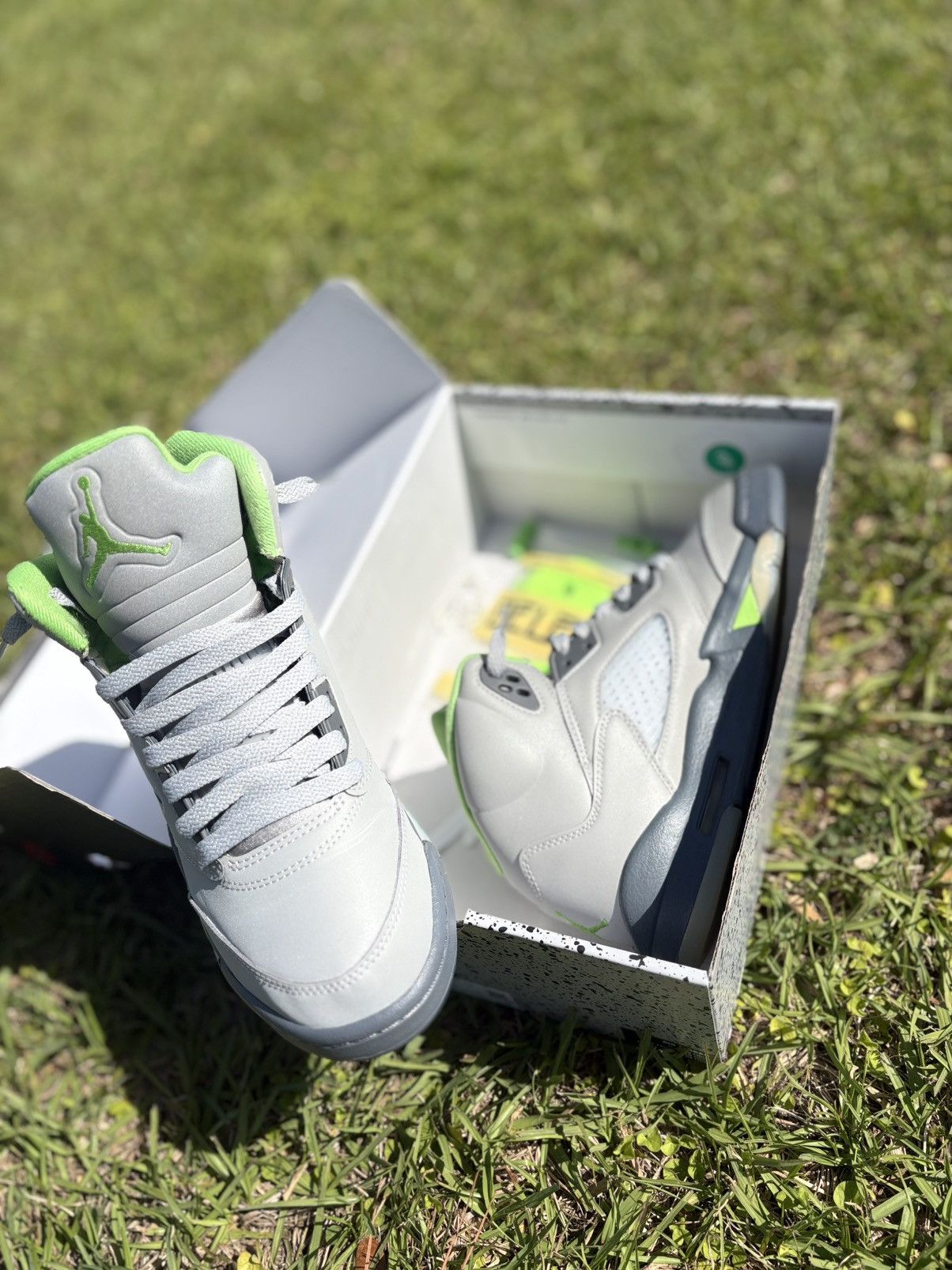 Jordan Brand × Nike Air Jordan 5 (GS) (2022) Size US 6.5 / EU 39-40 - 4 Thumbnail