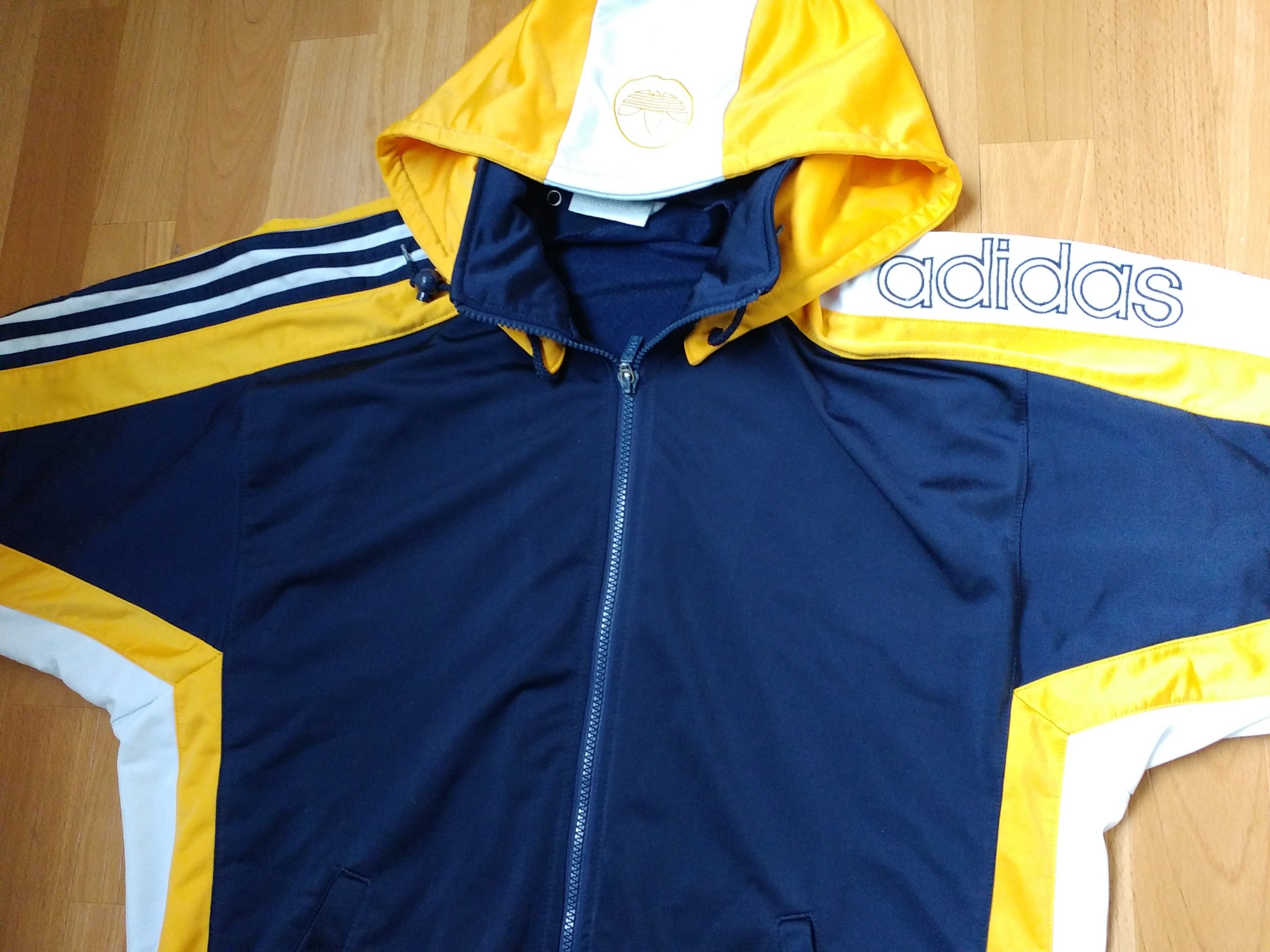 Adidas ADIDAS jersey, buttoned vintage hip hop t-shirt of 90s M Size US M / EU 48-50 / 2 - 6 Thumbnail