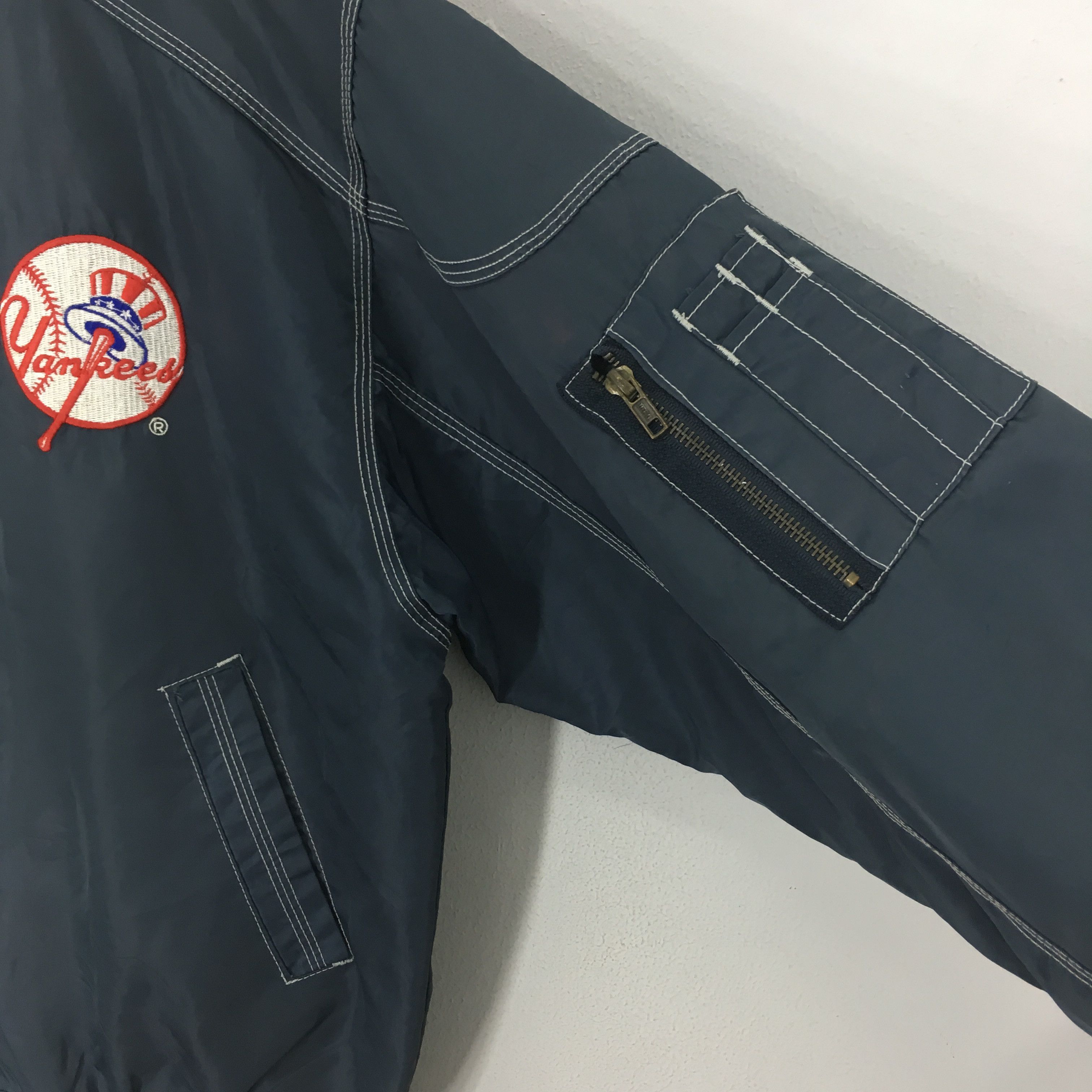 New York Yankees vintage new york yankess - 1690 Size US L / EU 52-54 / 3 - 9 Thumbnail