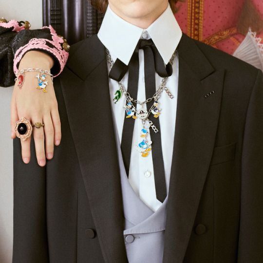 Gucci GUCCI Neck Bow Black Size ONE SIZE - 2 Thumbnail