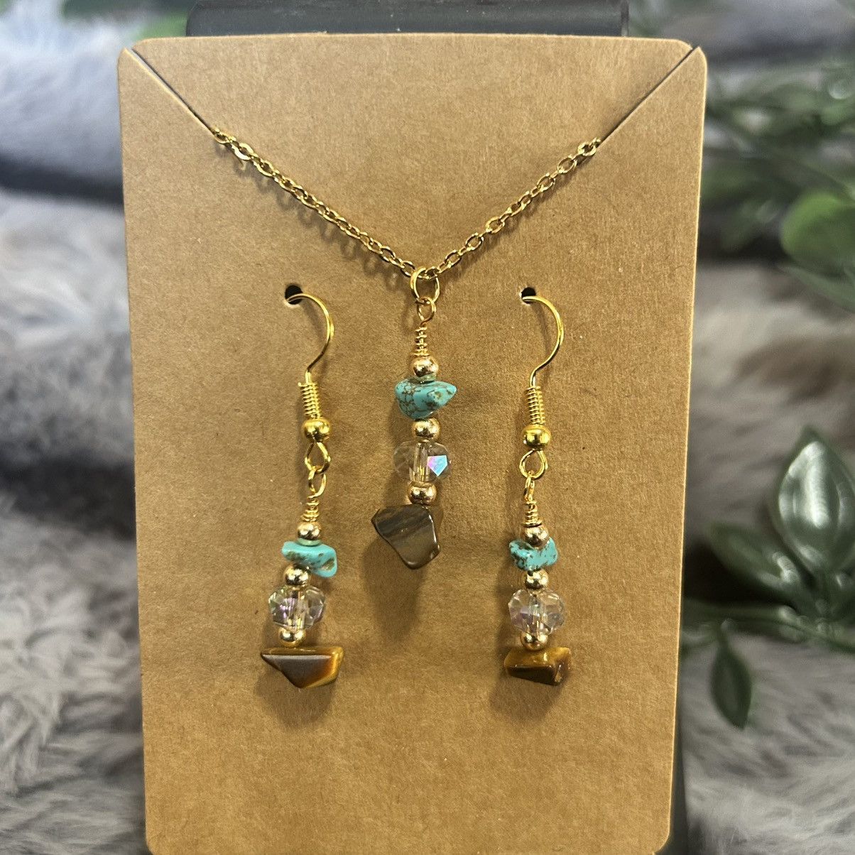 Handmade Handcrafted tigers eye turquoise crystal necklace set Size ONE SIZE - 2 Thumbnail