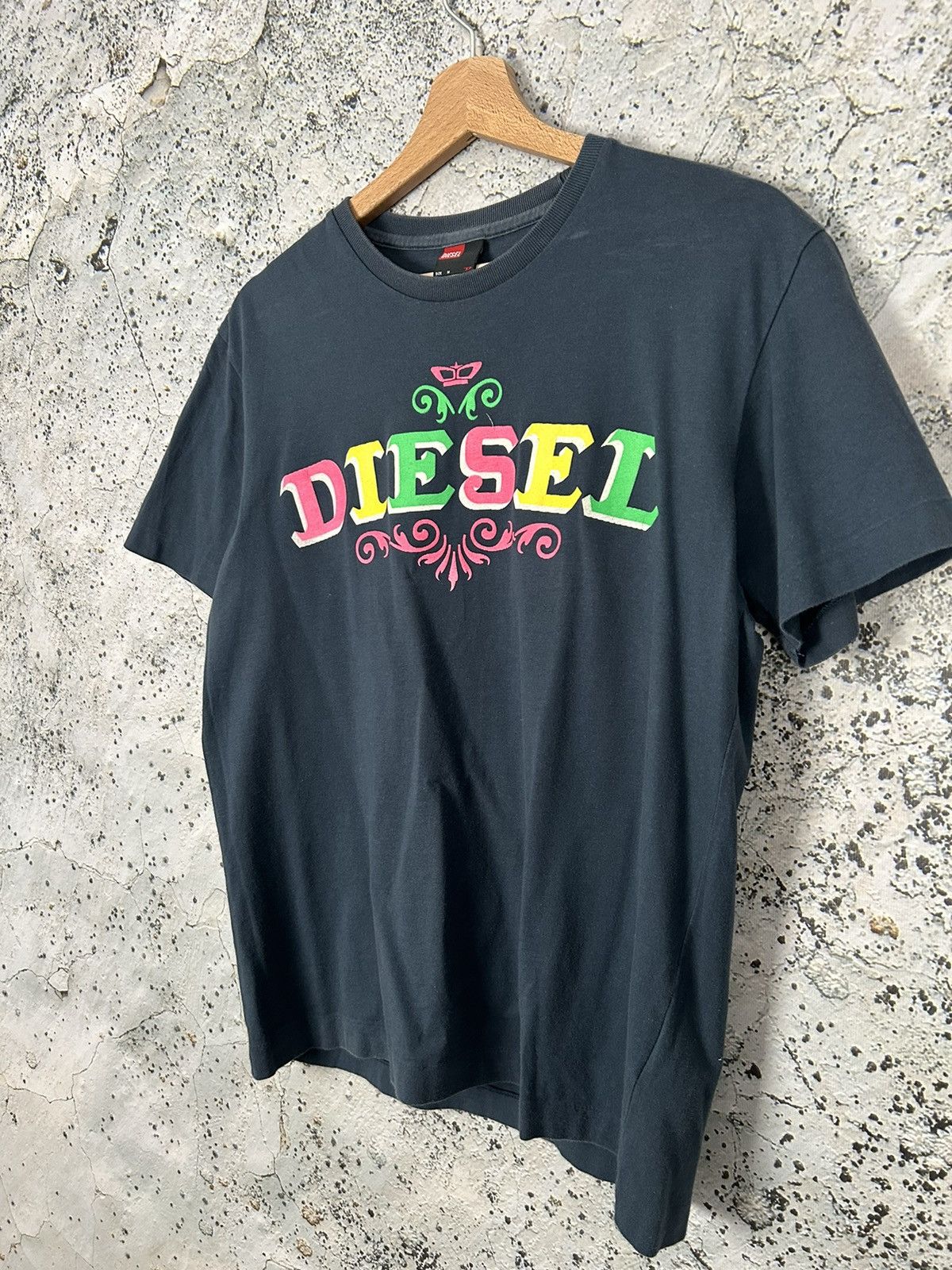 Diesel Diesel Y2K 00s Graphic Logo Tee Vintage Streetwear Size US M / EU 48-50 / 2 - 2 Thumbnail