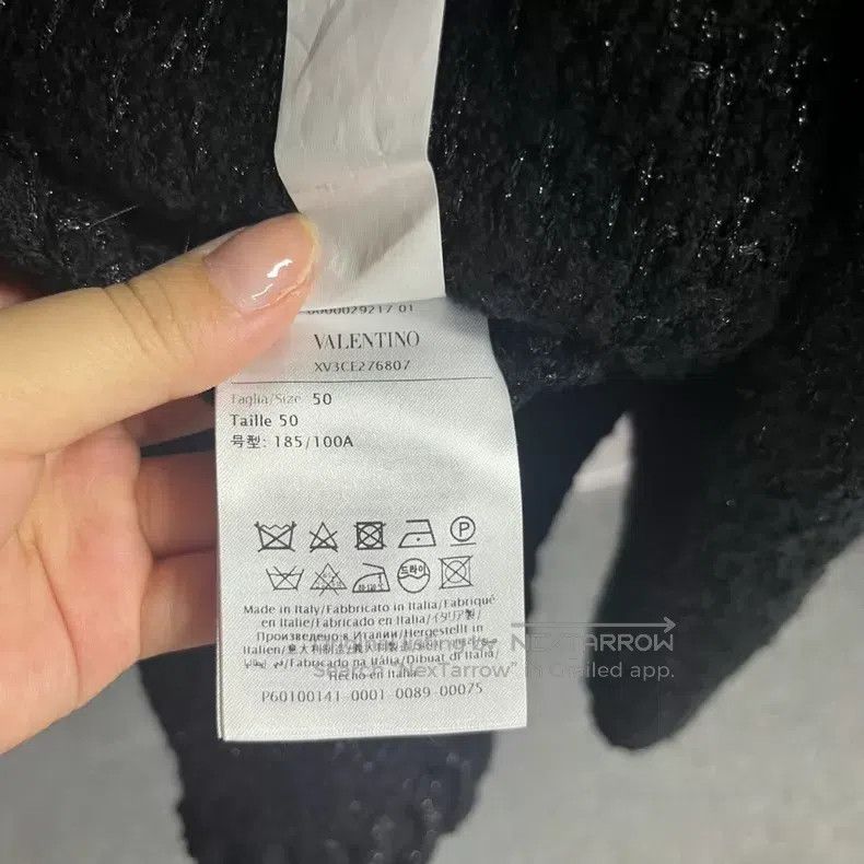 Valentino Valentino Black solid color V-neck long-sleeved jacket jac Size L / US 10 / IT 46 - 3 Thumbnail