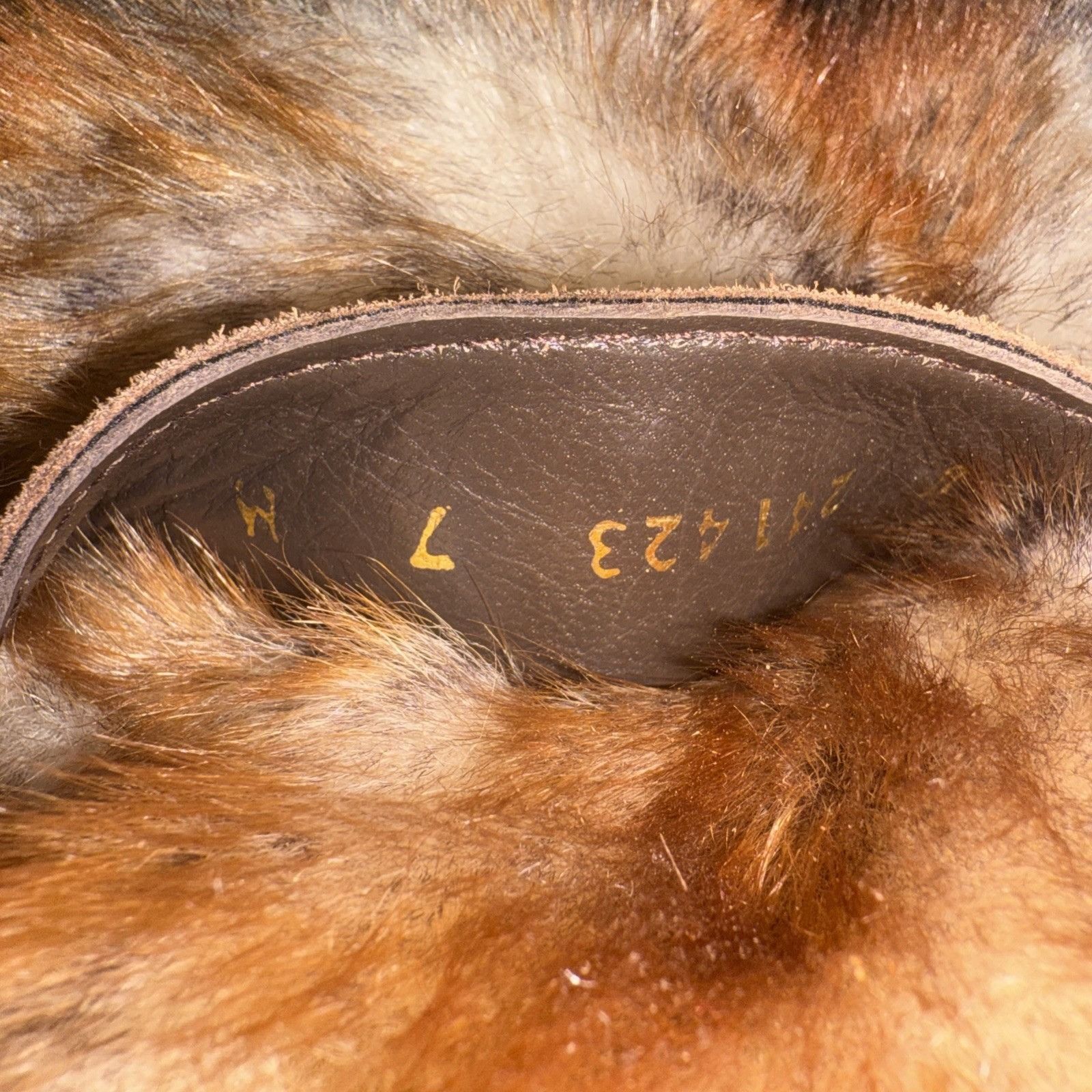 Stuart Weitzman Stuart Weitzman Slip On Cap Toe Fox Fur Trim Suede Boots Siz Size US 7 / IT 37 - 7 Thumbnail