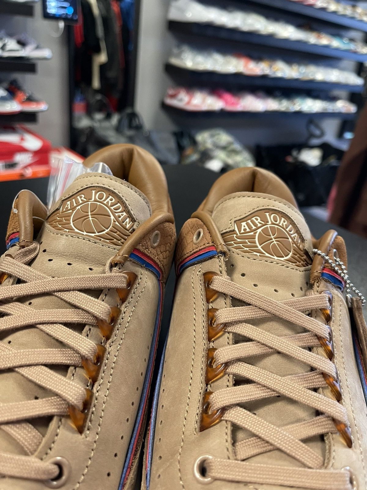 Jordan Brand Size 10 - Nike Air Jordan Two 18 x Air Jordan 2 Retro Low Size US 10 / EU 43 - 6 Thumbnail