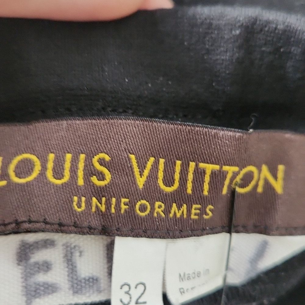 Louis Vuitton LOUIS VUITTON Uniforms | Maternity Pants Black Sz 32 Size 32" / US 10 / IT 46 - 4 Thumbnail