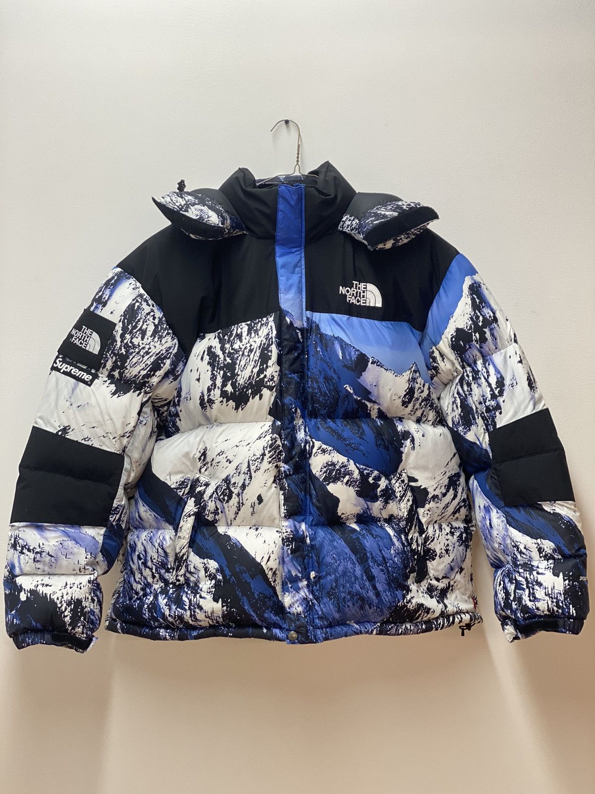 image of Supreme The North Face Mountain Baltoro Jacket XL Fw17 in Blue, Men's