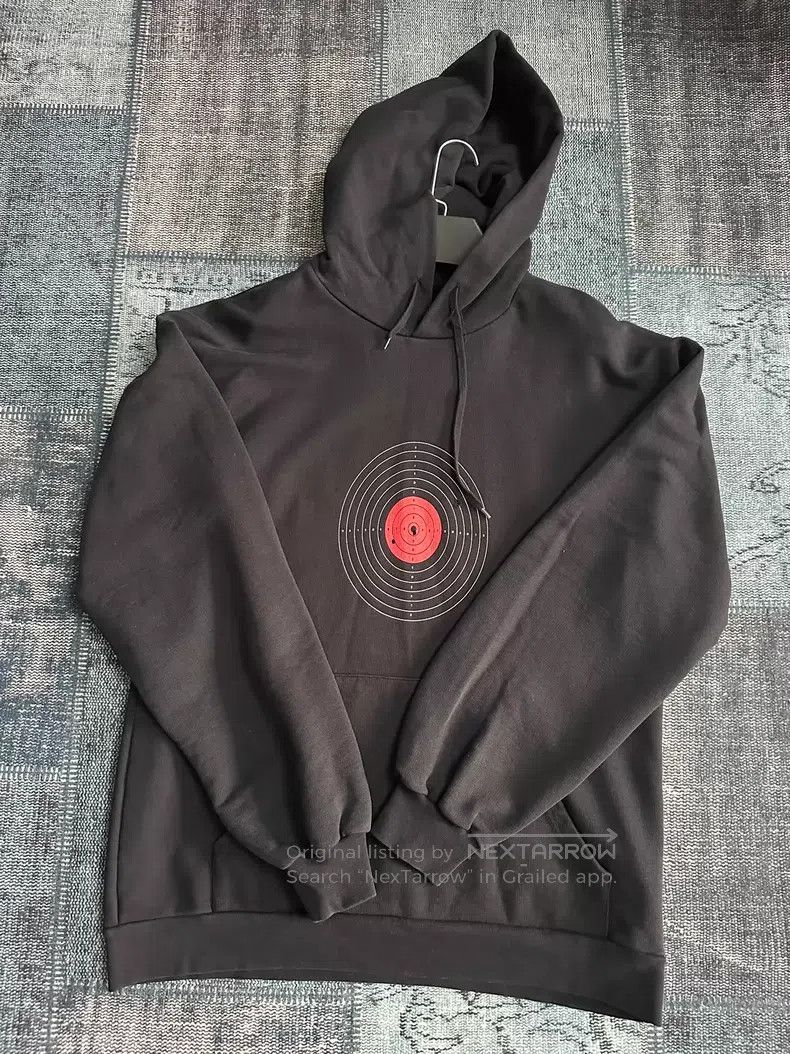 Vetements VETEMENTS Target Heart Bullet Hole Hoodie Size US S / EU 44-46 / 1 - 1 Thumbnail