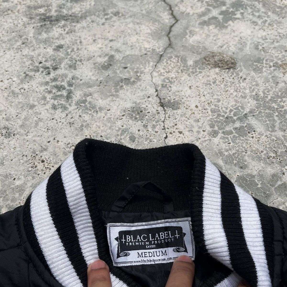 Black Label Black Label Puffer Varsity Nice Embroidy Patch Design Jacket Size US M / EU 48-50 / 2 - 5 Thumbnail