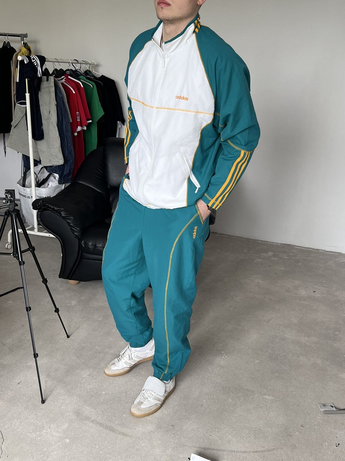 Adidas 90s Adidas Retro Track Suit Rare Size US 32 / EU 48 - 4 Thumbnail