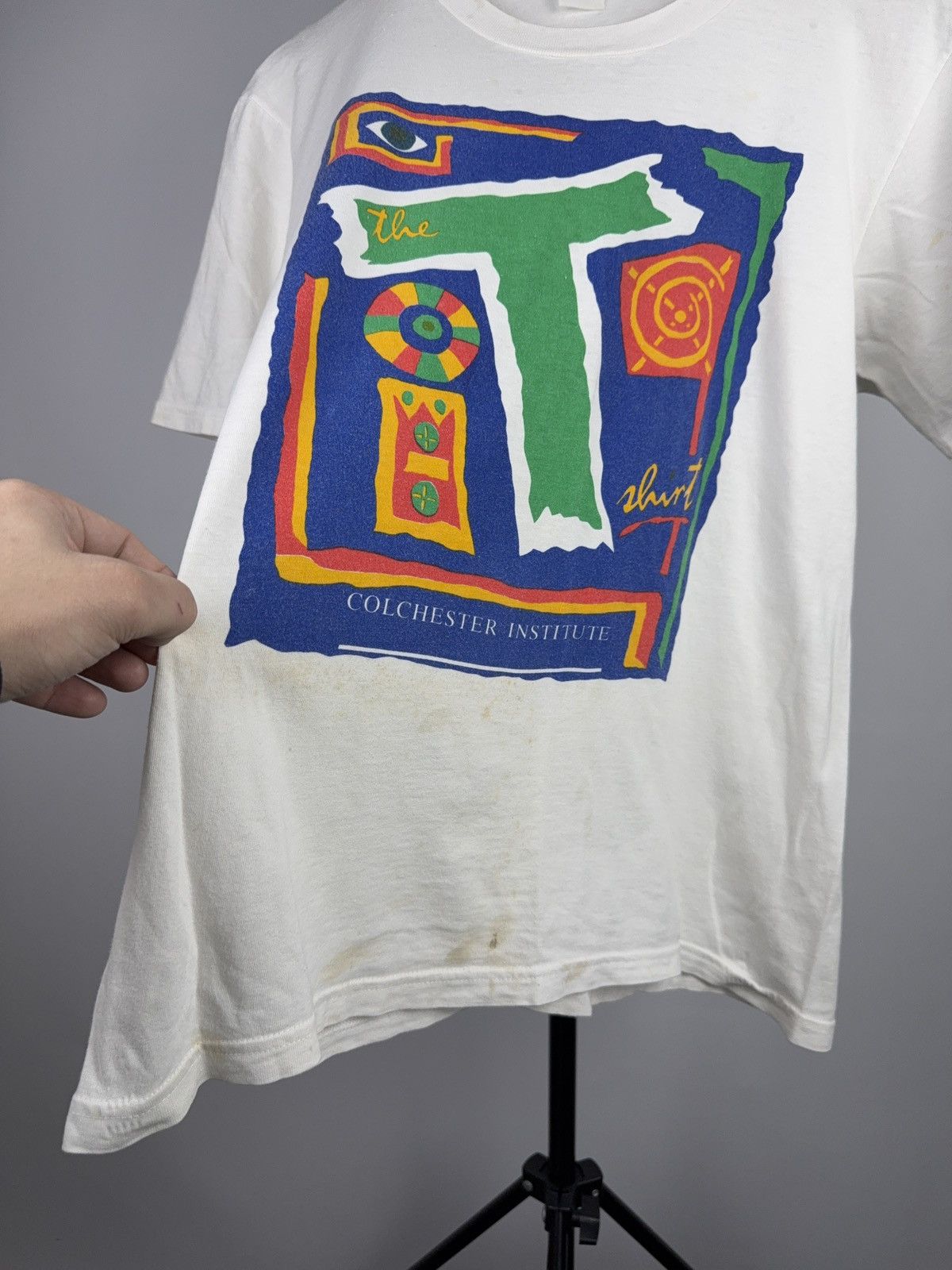 Vintage Vintage RETRO 90s Colchester Institute Art Graphic T-Shirt Size US M / EU 48-50 / 2 - 9 Thumbnail