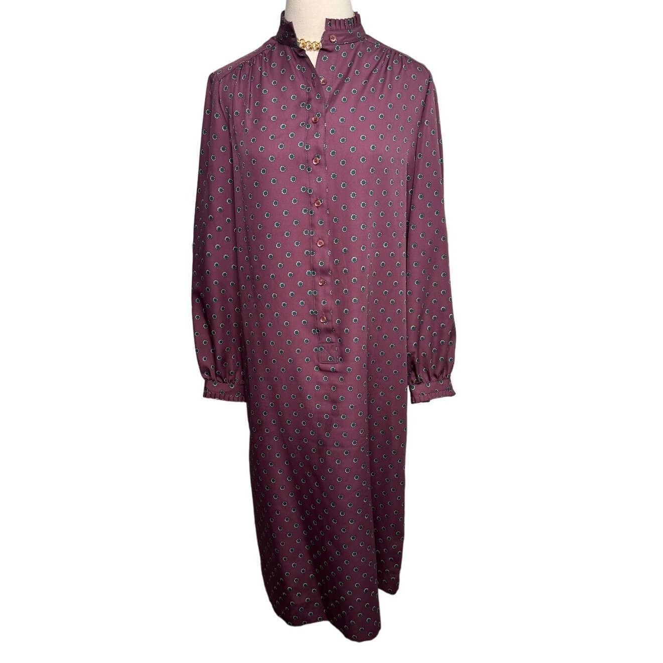 Vintage Vintage 70s/80s Schrader Sport ruffle collar shirt dress M Size M / US 6-8 / IT 42-44 - 1 Thumbnail