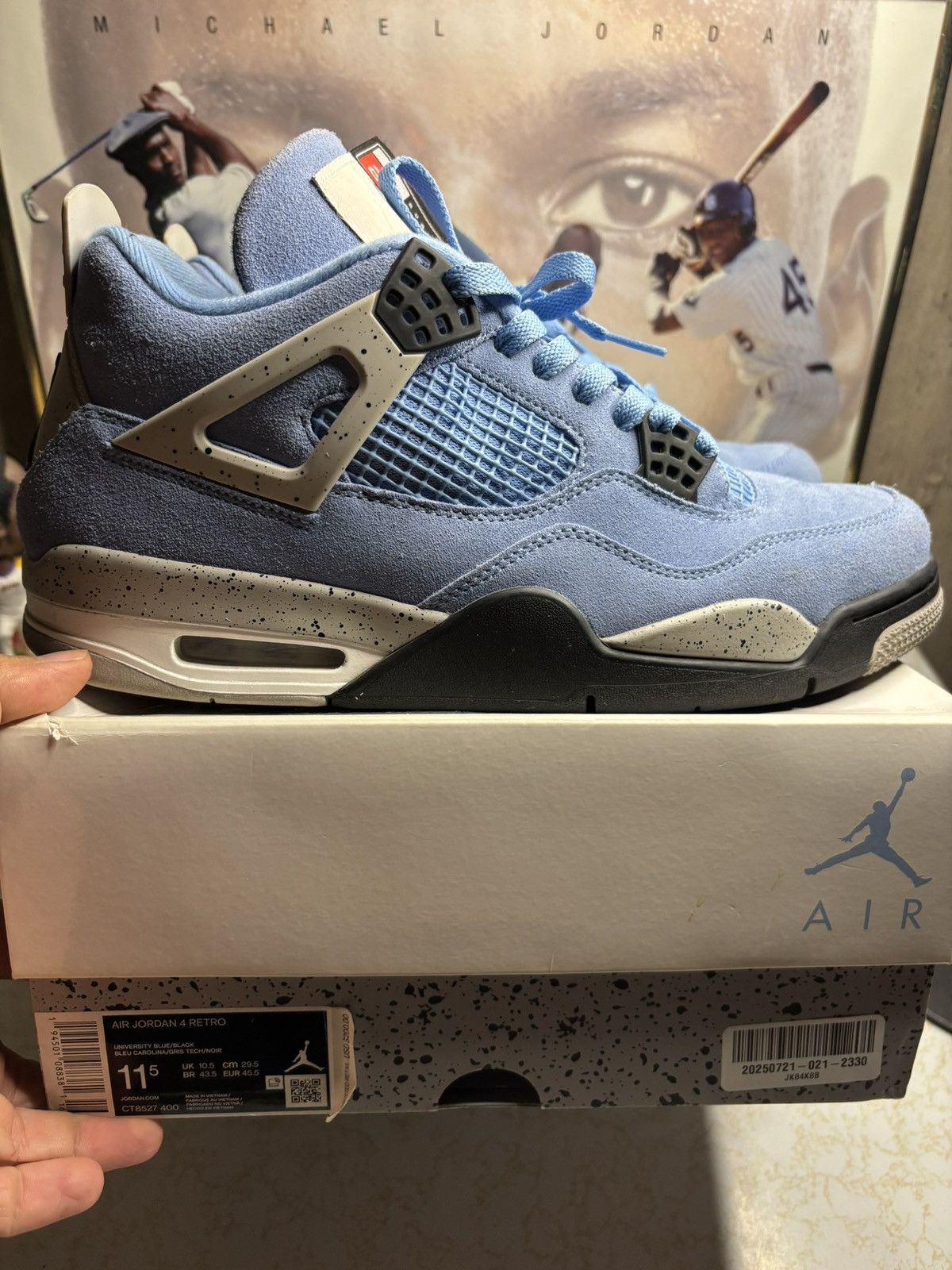 Jordan Brand Air Jordan 4 Retro UNC Size US 11.5 / EU 44-45 - 1 Thumbnail