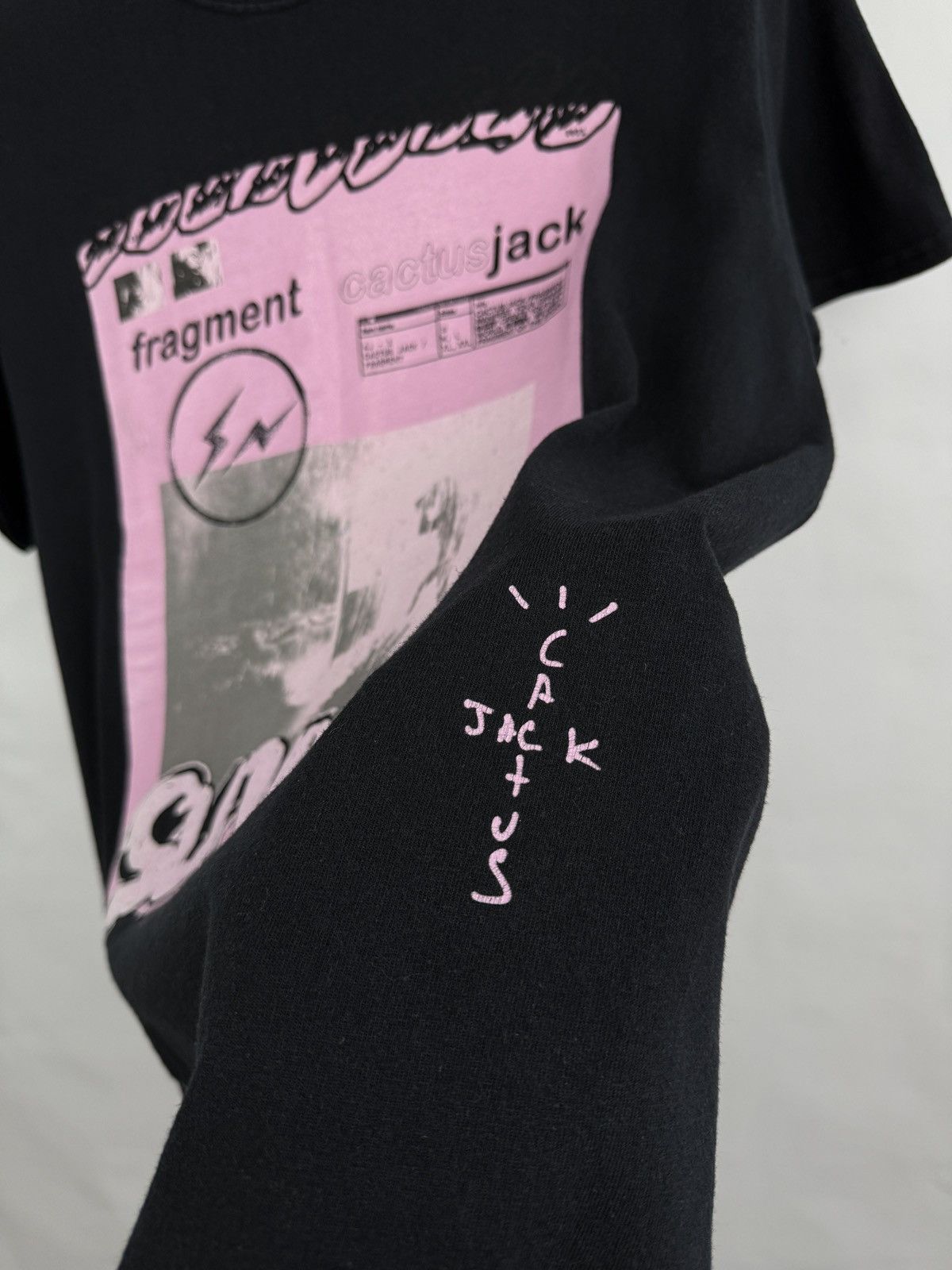 Fragment Design × Travis Scott 🇺🇸 Y2K Fragment Design Cactus Jack Travis Scott T-Shirt Rare Size US S / EU 44-46 / 1 - 5 Thumbnail