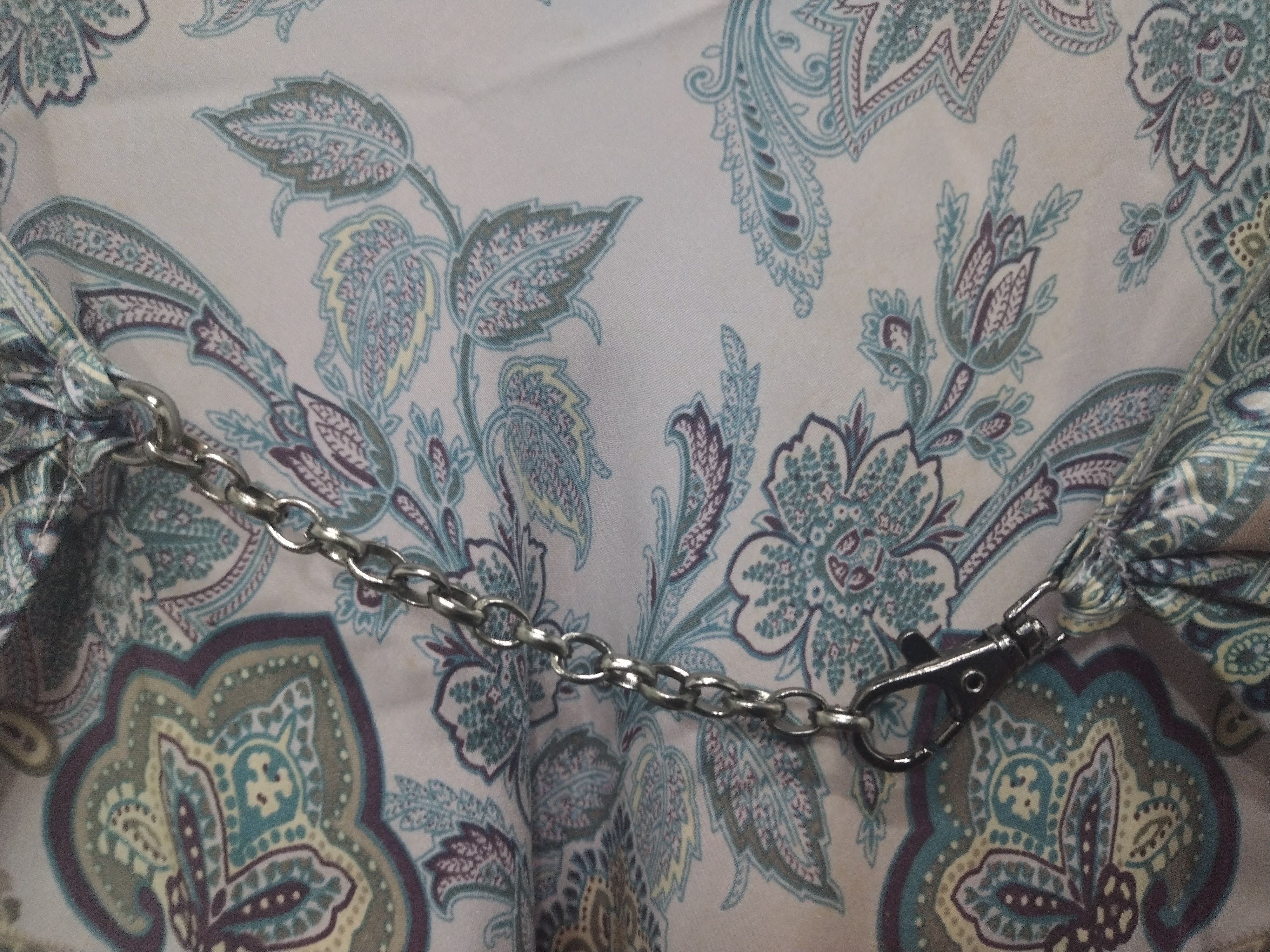 Benetton × Sisley VINTAGE PAESLEY BENETTON X SISLEY 100% SILK SCARF Size ONE SIZE - 5 Thumbnail