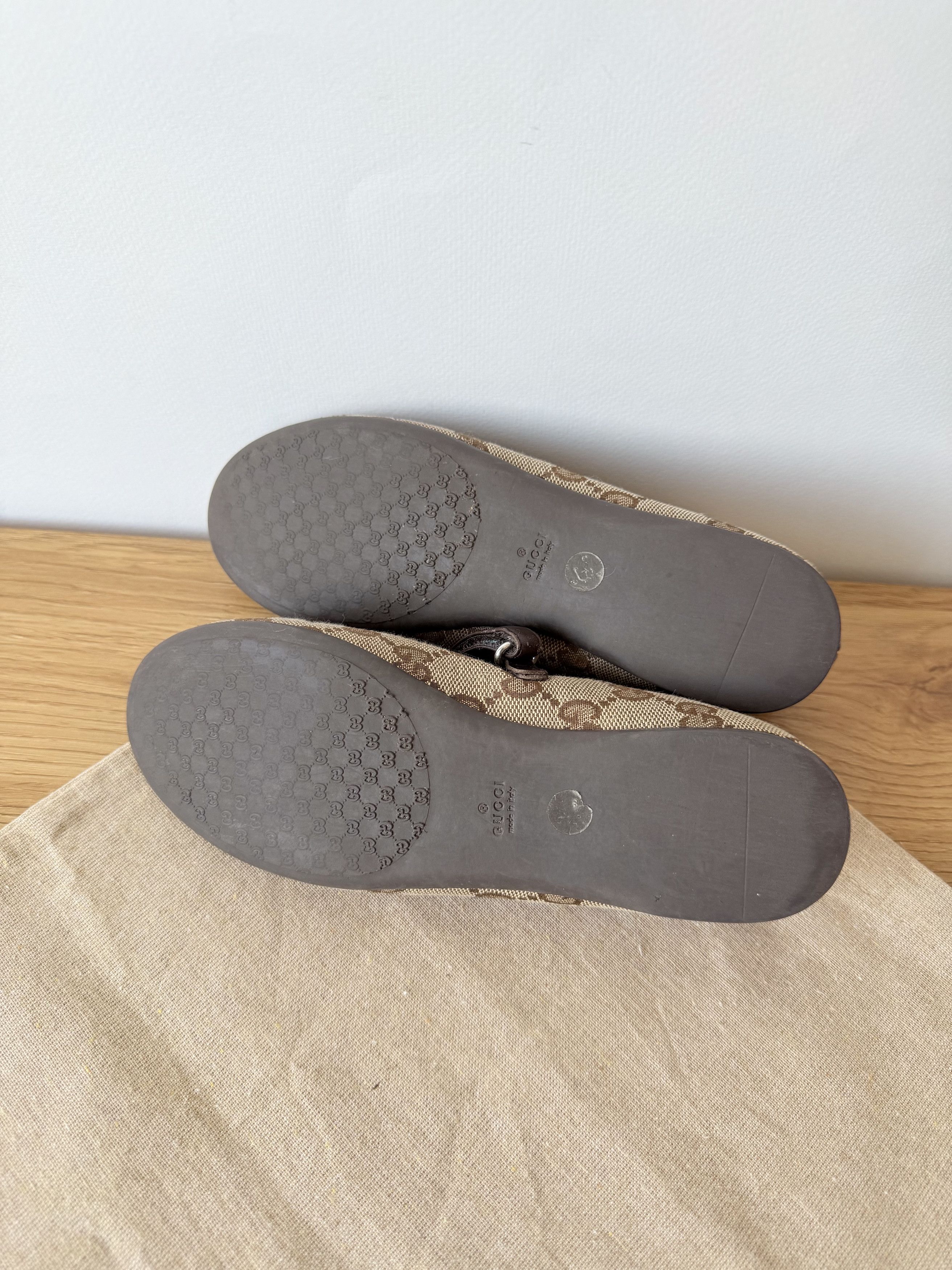 Gucci Authentic Gucci Monogram Ballet Flats EU32 Size US 4 / IT 34 - 10 Thumbnail