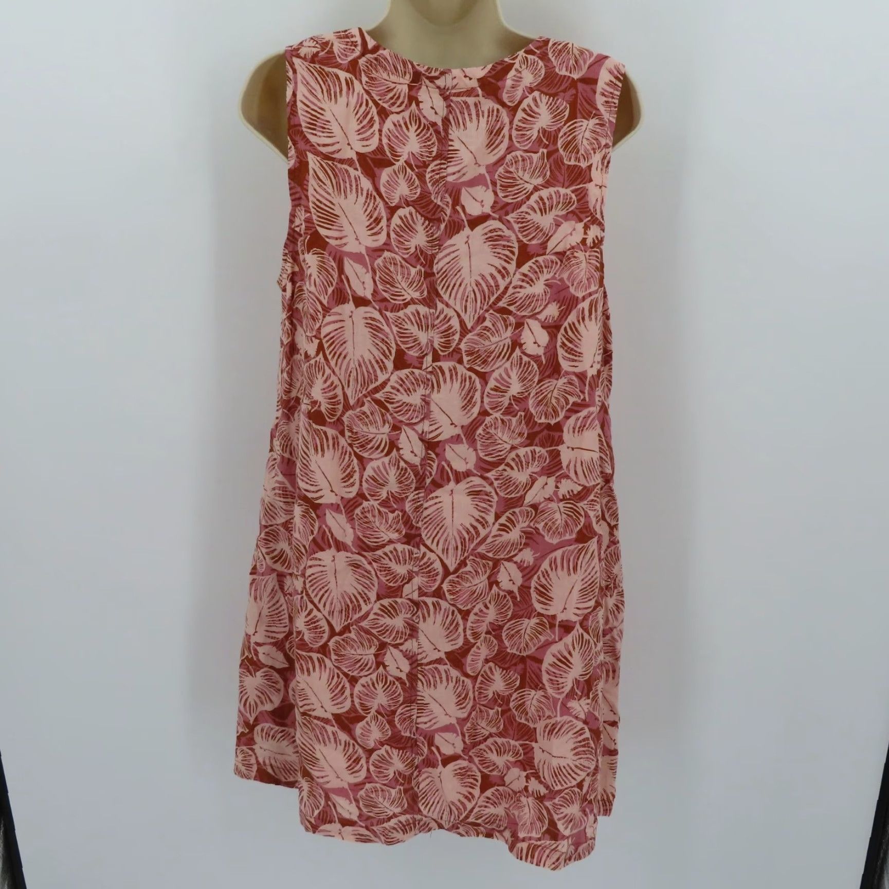 Vintage Tahari Dress Women's Medium Pink Linen Sundress V-Neck Sleeveless Pockets Floral Tropical Leaf Size M / US 6-8 / IT 42-44 - 4 Thumbnail