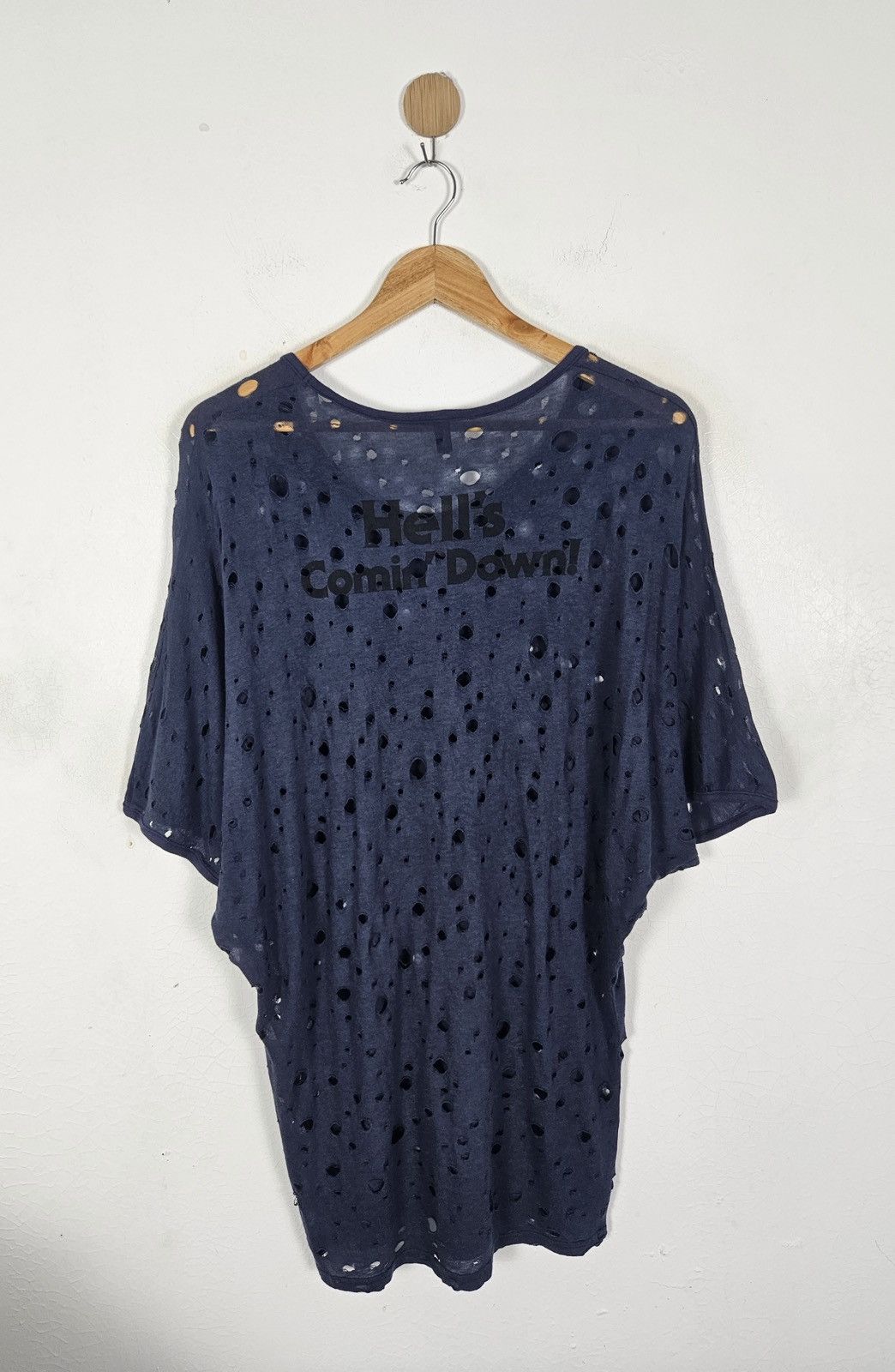 Hysteric Glamour Hysteric Glamour Hell’s Comin Down! Distress style shirt Size XL / US 12-14 / IT 48-50 - 2 Thumbnail