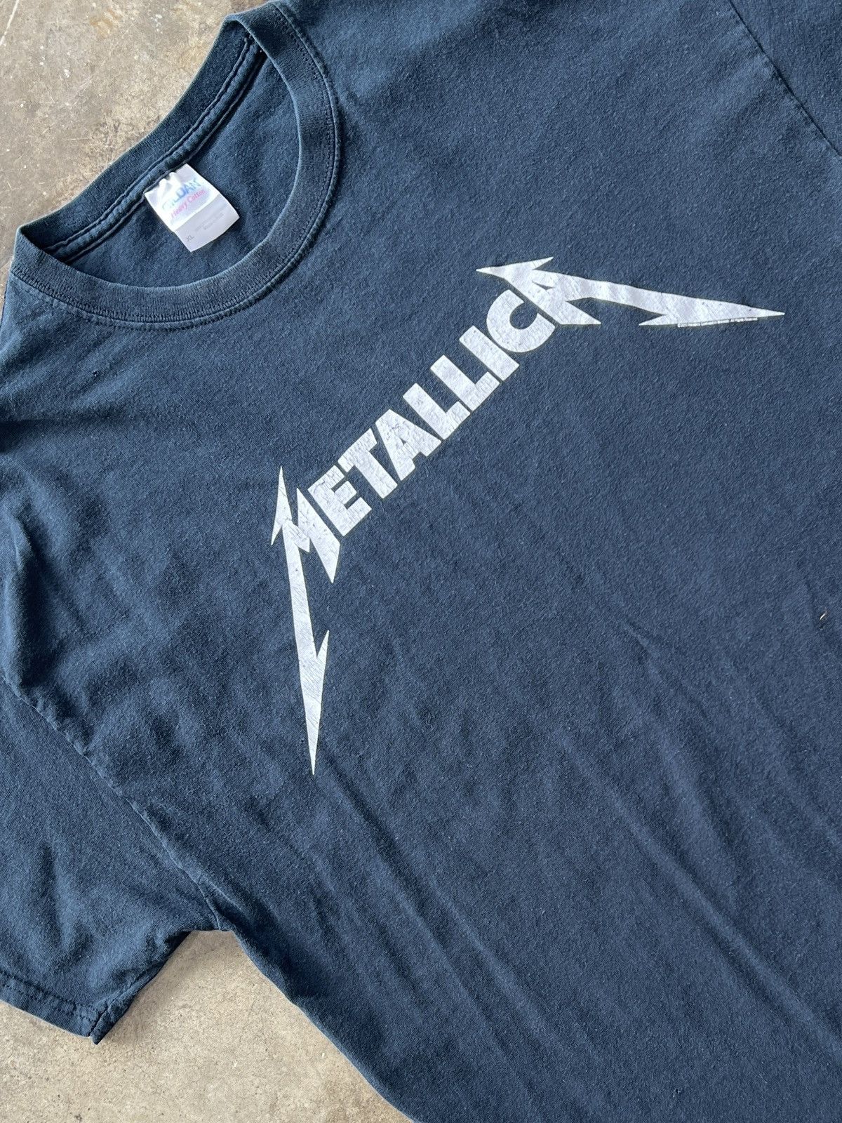 Band Tees × Vintage Vintage Metallica Logo Tee XL Size US XL / EU 56 / 4 - 1 Thumbnail