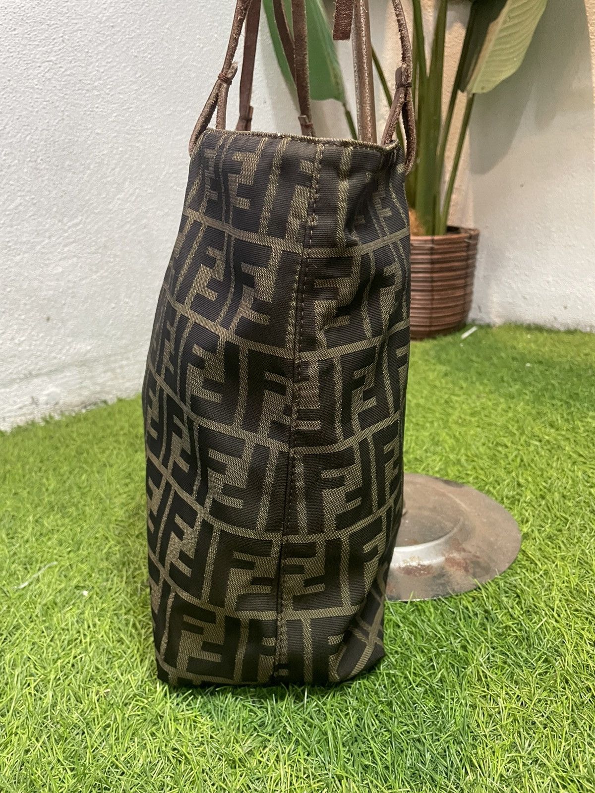 Fendi Authentic FENDI Canvas Tote Bag Size ONE SIZE - 5 Thumbnail