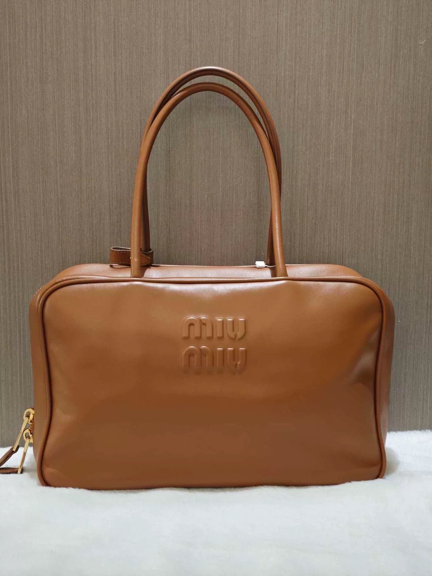 Miu Miu Pre-loved Bag Very good condition Size ONE SIZE - 1 Thumbnail