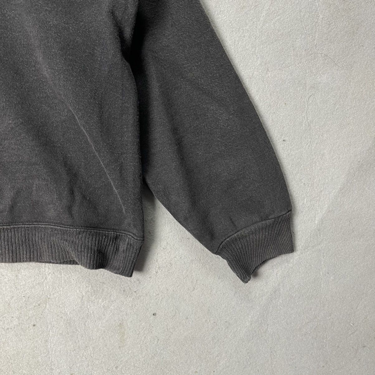 Vintage Bun Buster Crewneck Sweatshirt – Made in USA Size US M / EU 48-50 / 2 - 4 Thumbnail