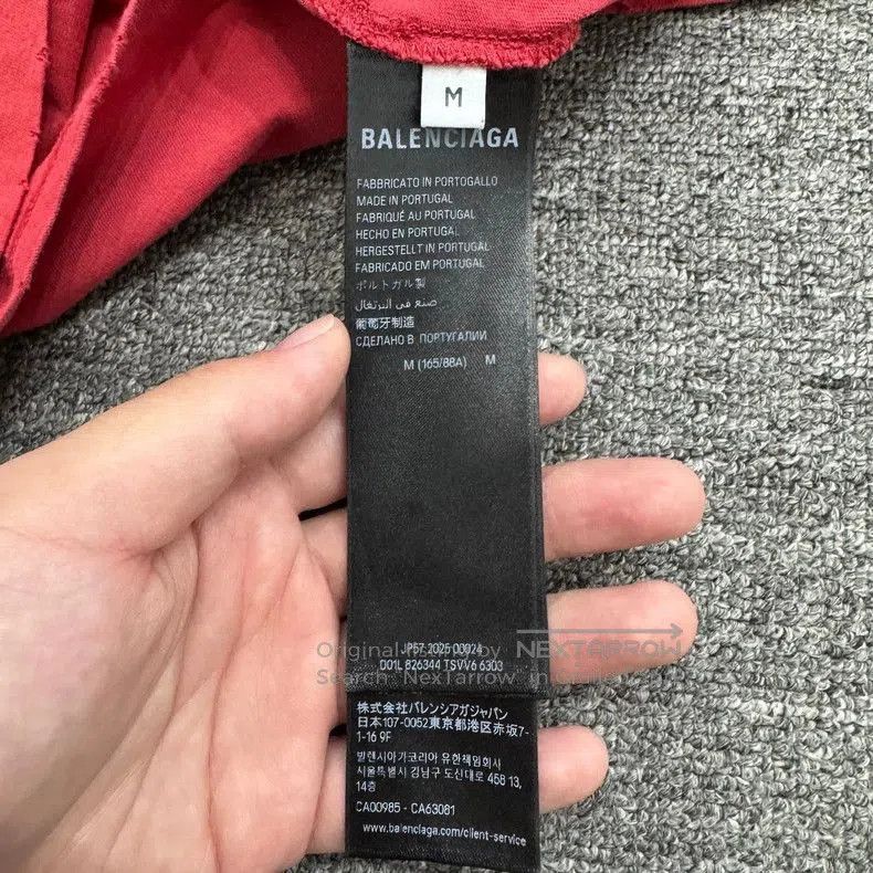 Balenciaga Balenciaga FW25 Distressed Graphic Short Sleeve. Size US M / EU 48-50 / 2 - 4 Thumbnail