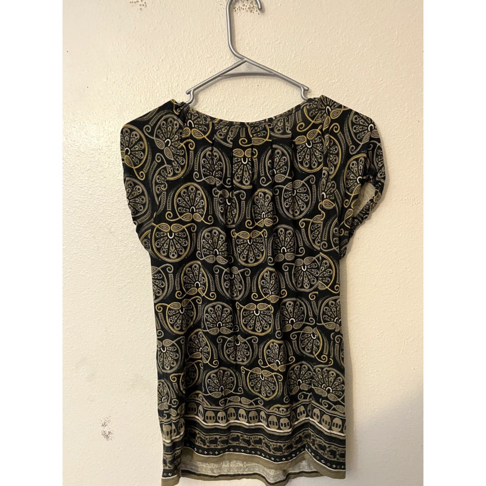 Michael Kors Michael Kors Women’s Top Blouse Small Green Geometric Print Short Sleeve Size S / US 4 / IT 40 - 3 Thumbnail