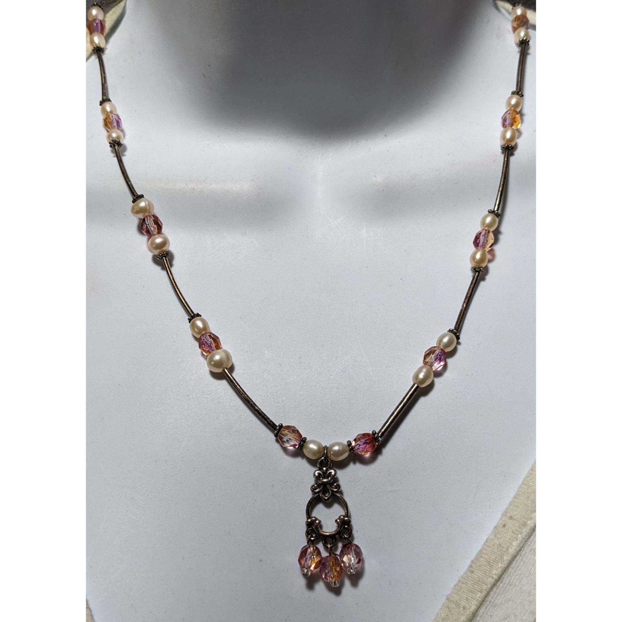 Other Coquette Pink And Silver Pearl Beaded Necklace Size ONE SIZE - 6 Thumbnail