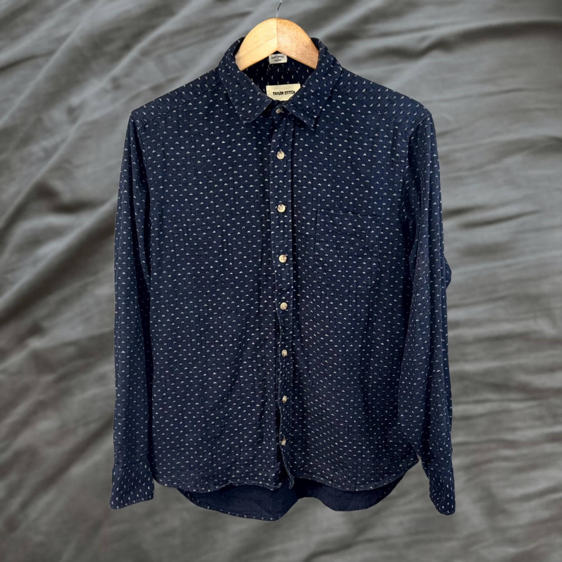 Taylor Stitch Taylor Stitch Shirt Mens Medium Navy Blue Long Sleeve Button Down Micro Print Size US L / EU 52-54 / 3 - 1 Thumbnail