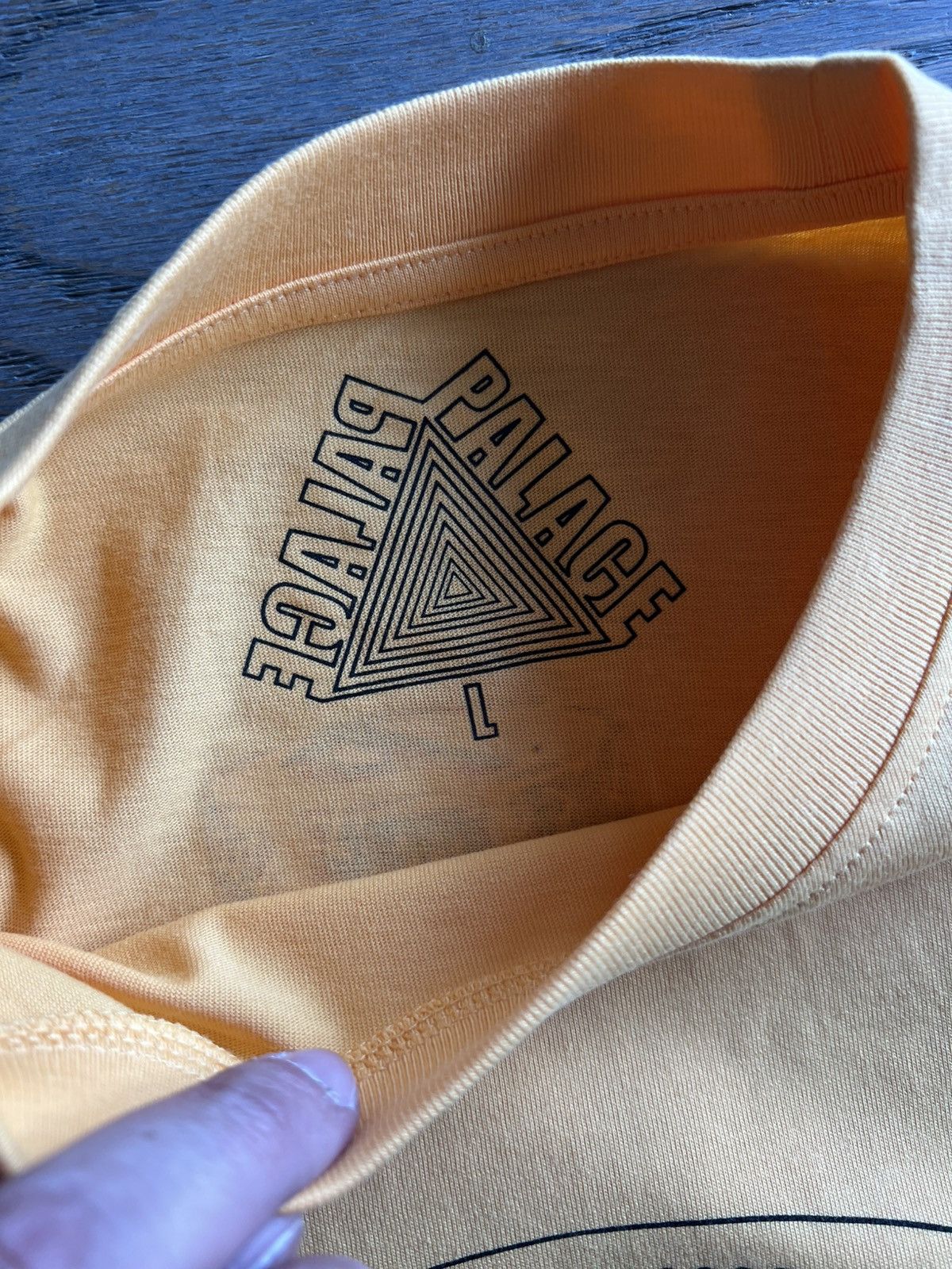 Palace Palace henny tee Size US L / EU 52-54 / 3 - 3 Thumbnail