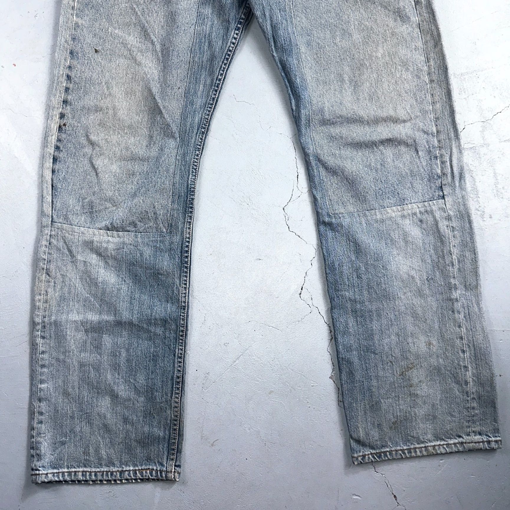Levi's VINTAGE Levi's 501 Jeans Blue Light Wash 38x34 Straight 90s Mens Denim Cotton Mid Rise 38 Regular Inseam 34 Size US 38 / EU 54 - 3 Thumbnail