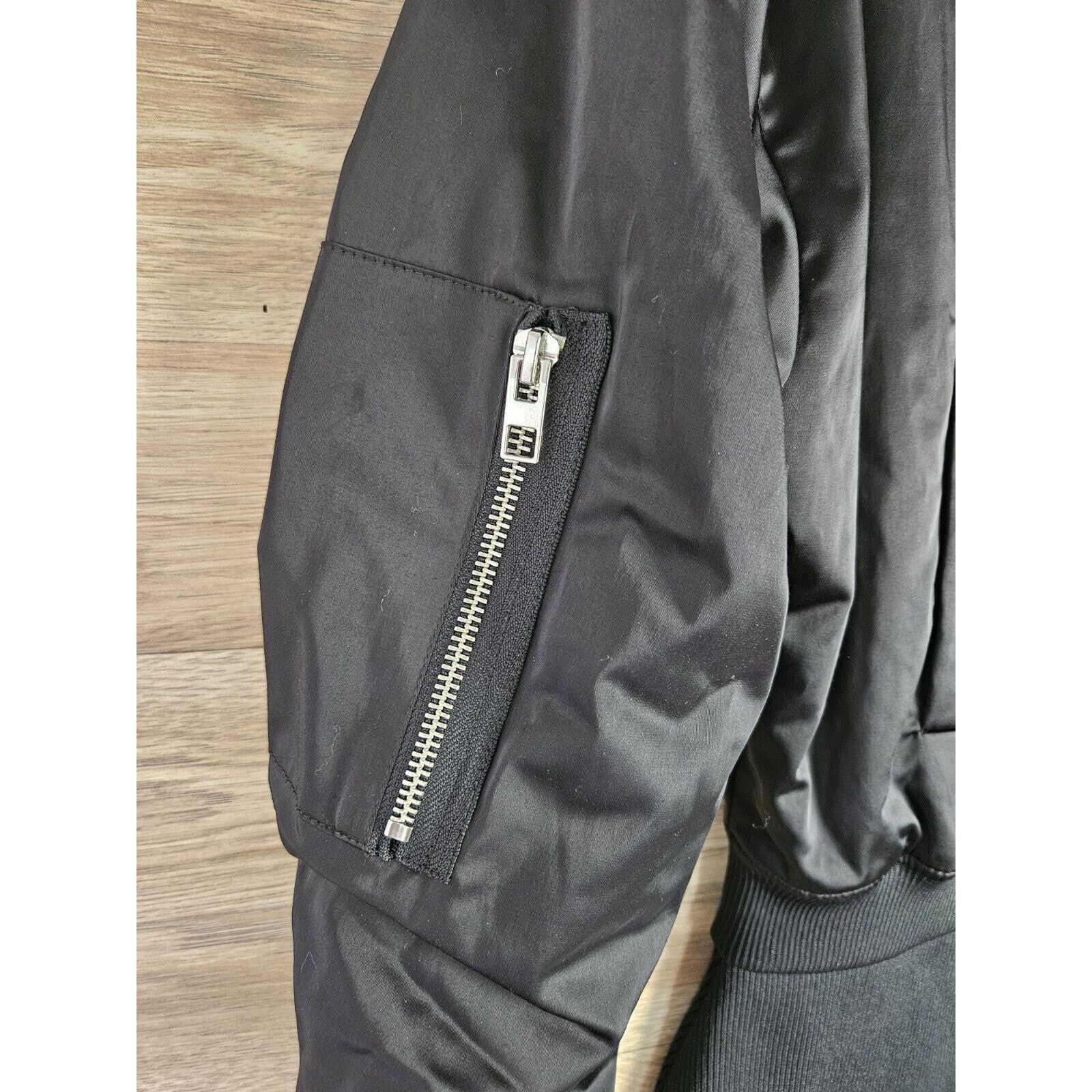 Zara Zara Mini Quilted Bomber Effect Zip Dress Black Medium Size M / US 6-8 / IT 42-44 - 4 Thumbnail