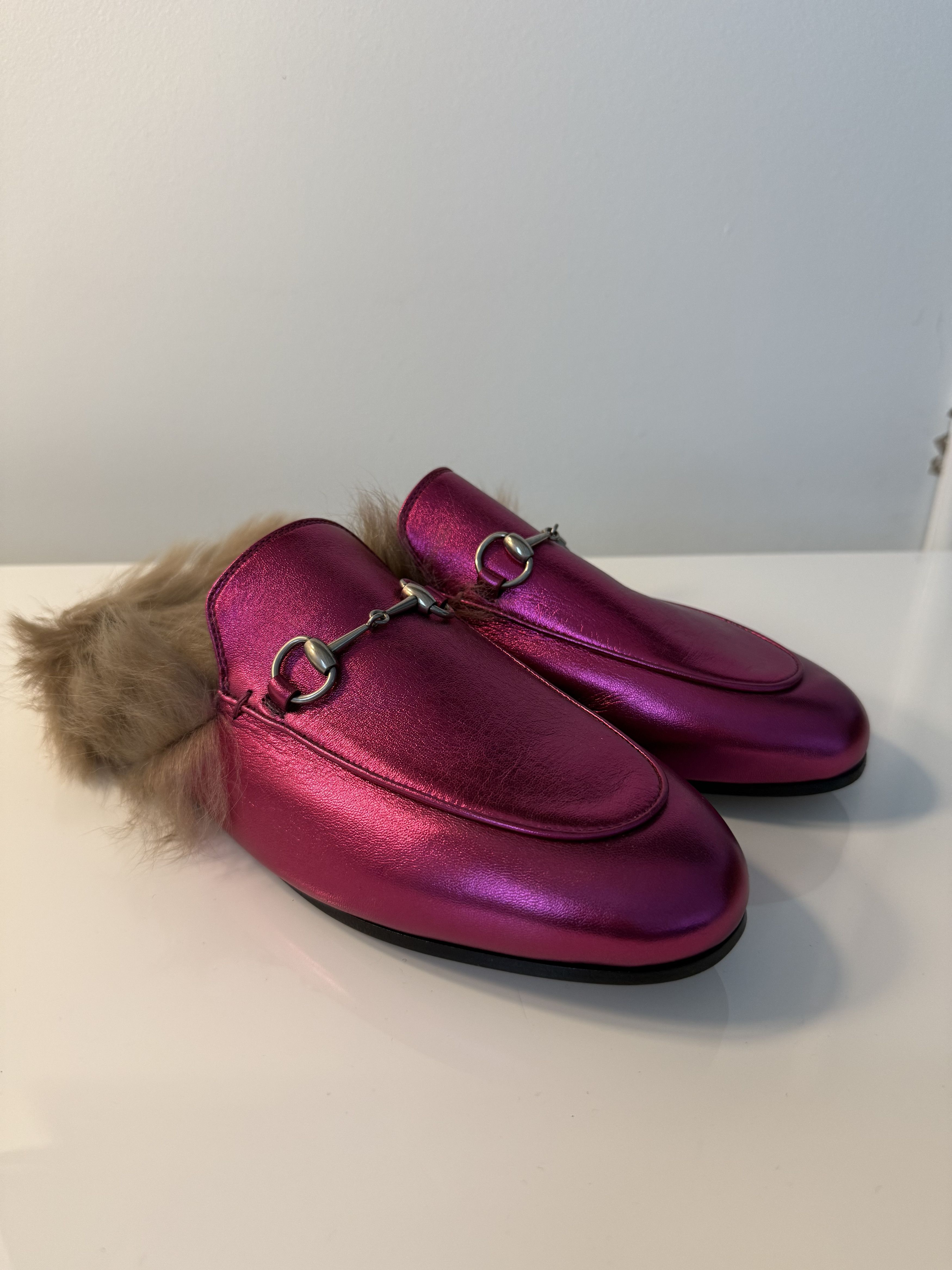 Gucci Gucci Lamb Wool Slippers Size US 8 / IT 38 - 5 Thumbnail