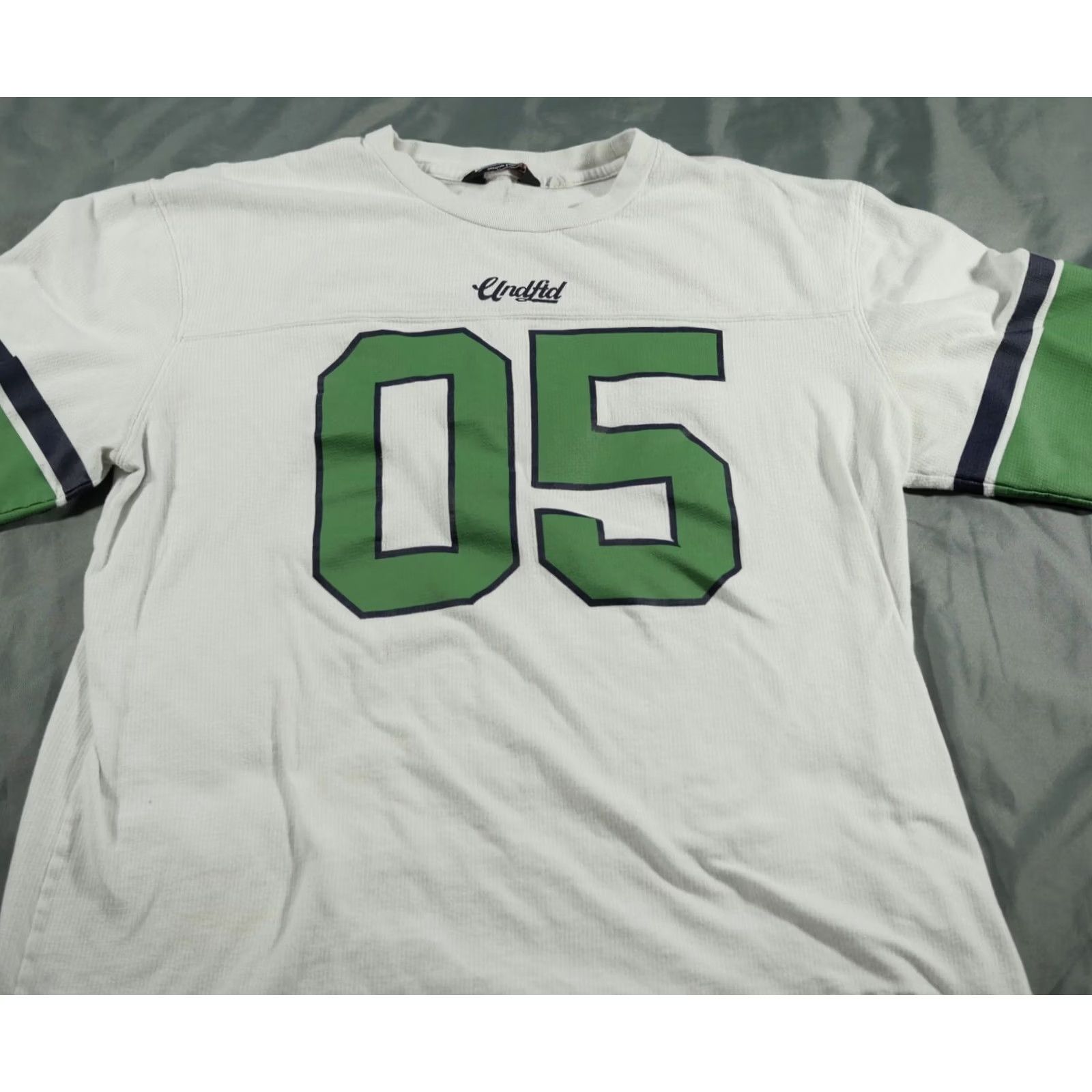Undefeated VINTAGE Undefeated Sweater Mens XL White Green Pullover Sweatshirt Waffle Knit Logo Crewneck Knit Cotton Modern Classic Streetwear Size US XL / EU 56 / 4 - 4 Thumbnail