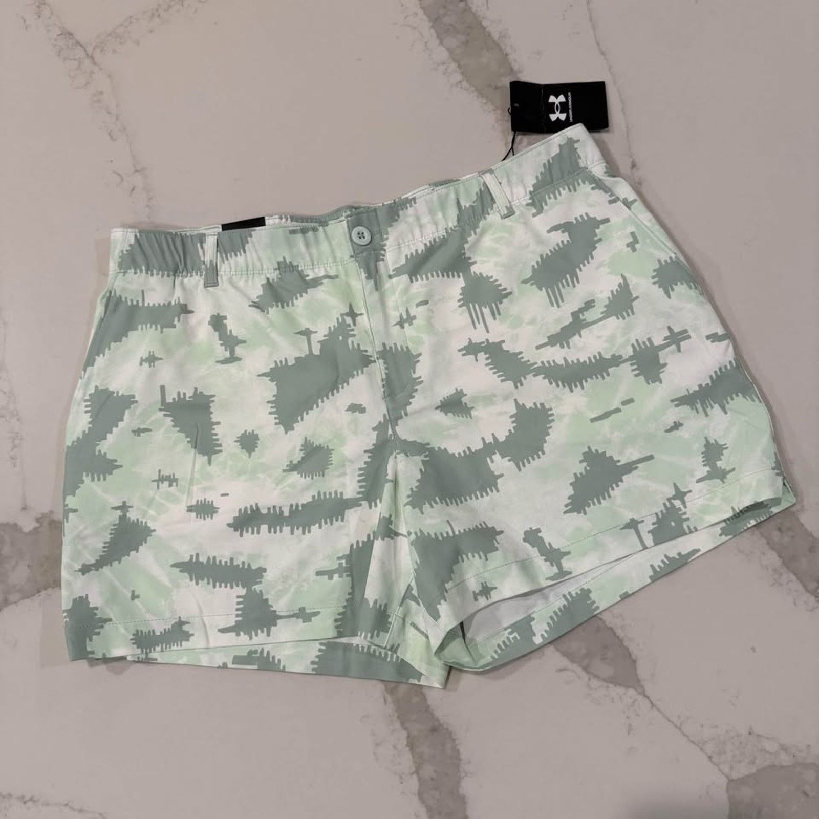 Under Armour Under Armour NWT Links Printed Performance Shorts Womens 16 Size 38" / US 16 / IT 52 - 1 Thumbnail