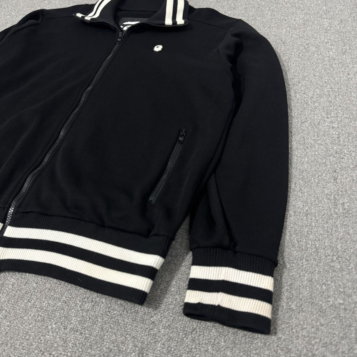 Bape OG Bape - Vintage - 2004 Line Rib Track Jacket Size US S / EU 44-46 / 1 - 2 Thumbnail