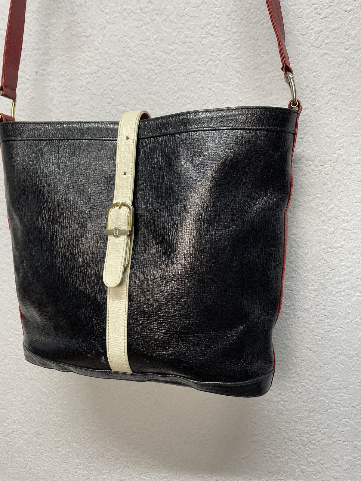 Designer × Fendi Vintage Y2K Fendi Monogram Leather Shoulder Bag Size ONE SIZE - 5 Thumbnail