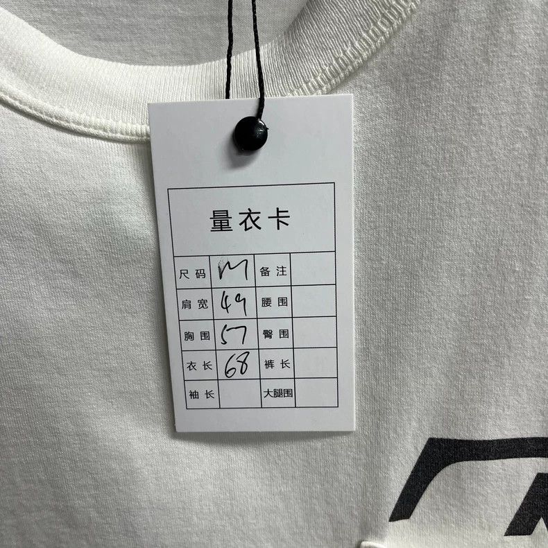 Louis Vuitton Louis Vuitton White inverted V printed logo short sleeve Size US M / EU 48-50 / 2 - 4 Thumbnail