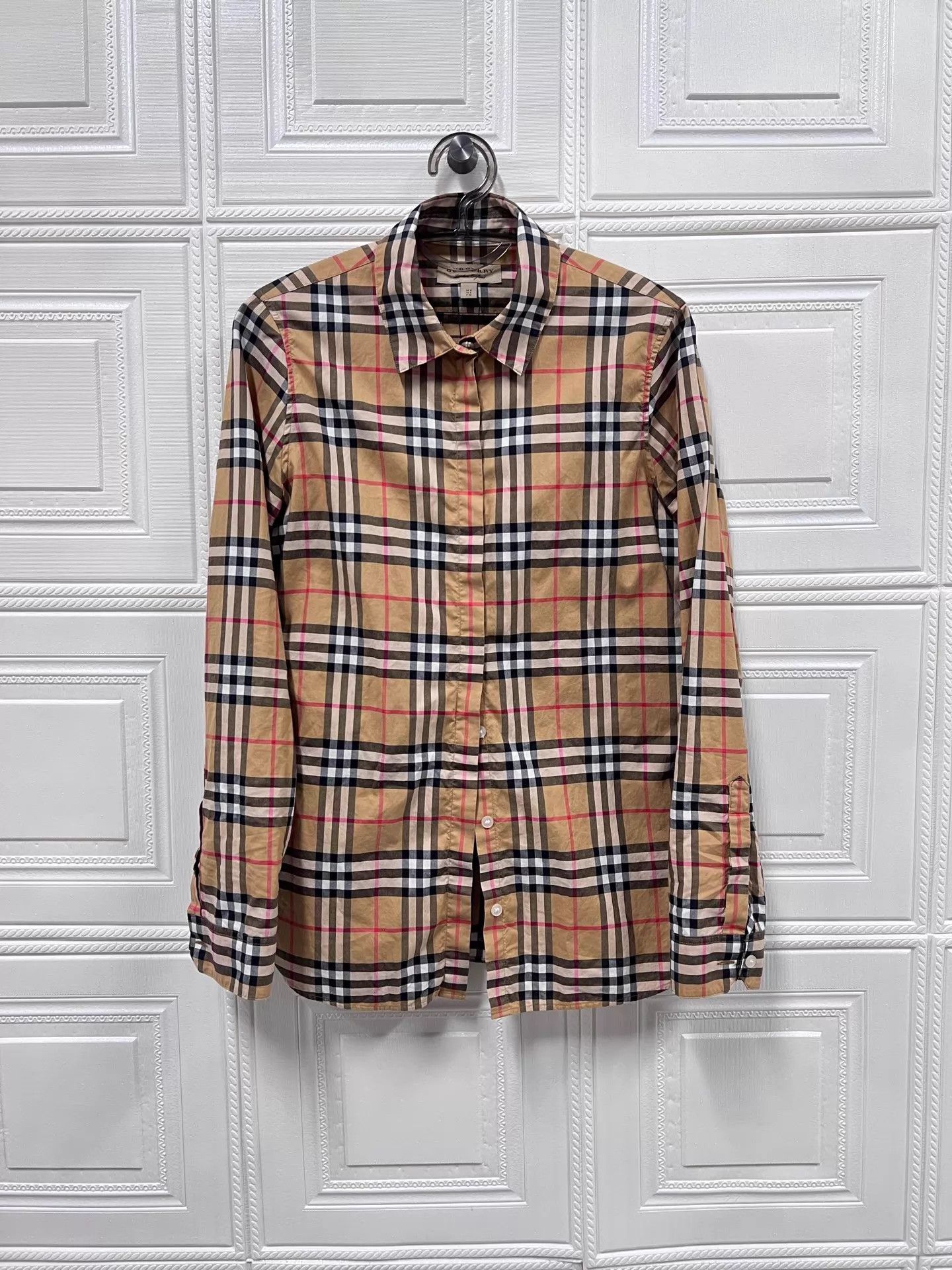 Burberry Burberry Classic Check Shirt 38 Unworn E61601 Size XS / US 0-2 / IT 36-38 - 1 Thumbnail