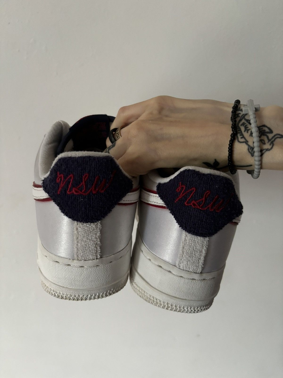 Nike × Vintage Wmns Air Force 1'07 SE 'NSW' Size US 8 / IT 38 - 4 Thumbnail