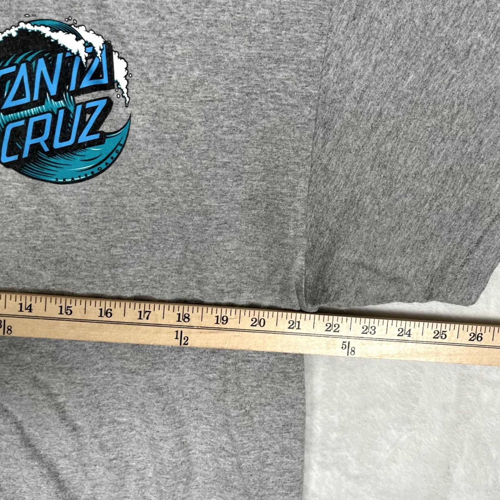 Vintage VINTAGE Santa Cruz T-Shirt Shirt Mens XS 2000s Black Logo 90s Beach Wave Graphic Print Crew Neck Short Sleeve Size US S / EU 44-46 / 1 - 7 Thumbnail