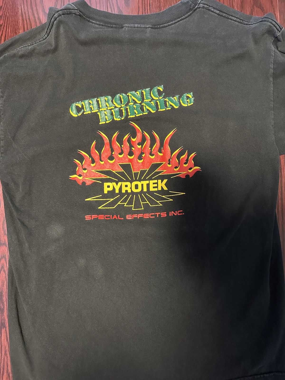 image of Vintage Up In Smoke Tour Tshirt in Black, Men's (Size Large)