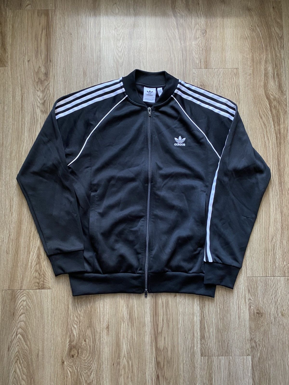 AlexanderWang×Adidasoriginalsトラックジャケット adidas originals x Alexander Wang's Delivery 2 | Hypebeast