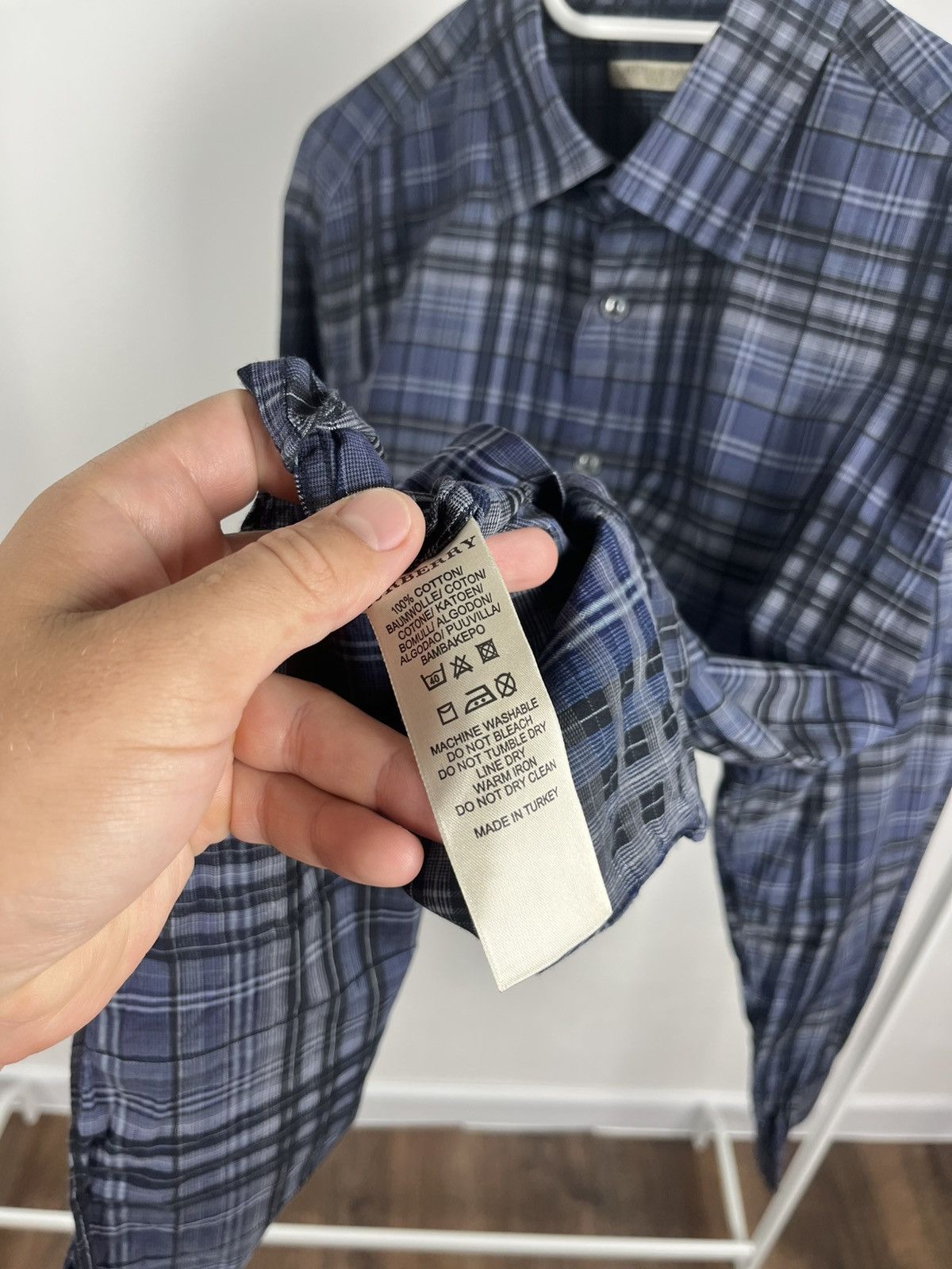 Burberry Burberry Brit Blue Plaid Button-Up Shirt Size L Size US L / EU 52-54 / 3 - 8 Thumbnail